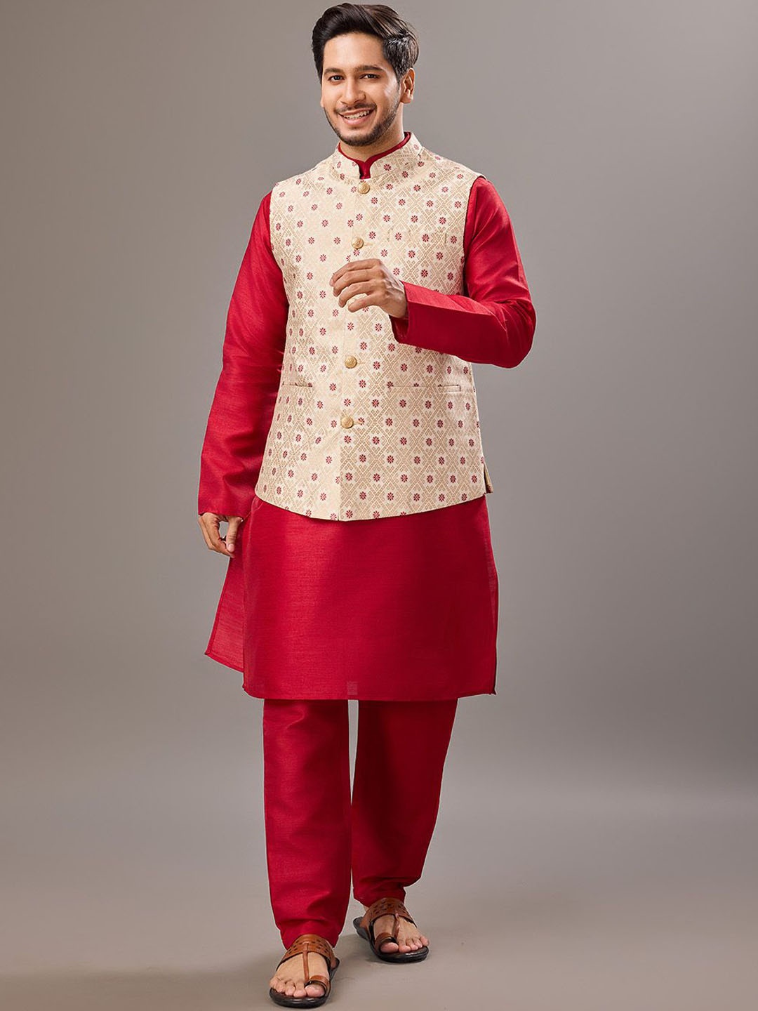 House of Pataudi Mandarin Collar Art Silk Straight Kurta With Pyjama & Ethnic Motif Jacket, Cream
House of Pataudi Mandarin Collar Art Silk Straight Kurta With Pyjama & Ethnic Motif Jacket, Cream