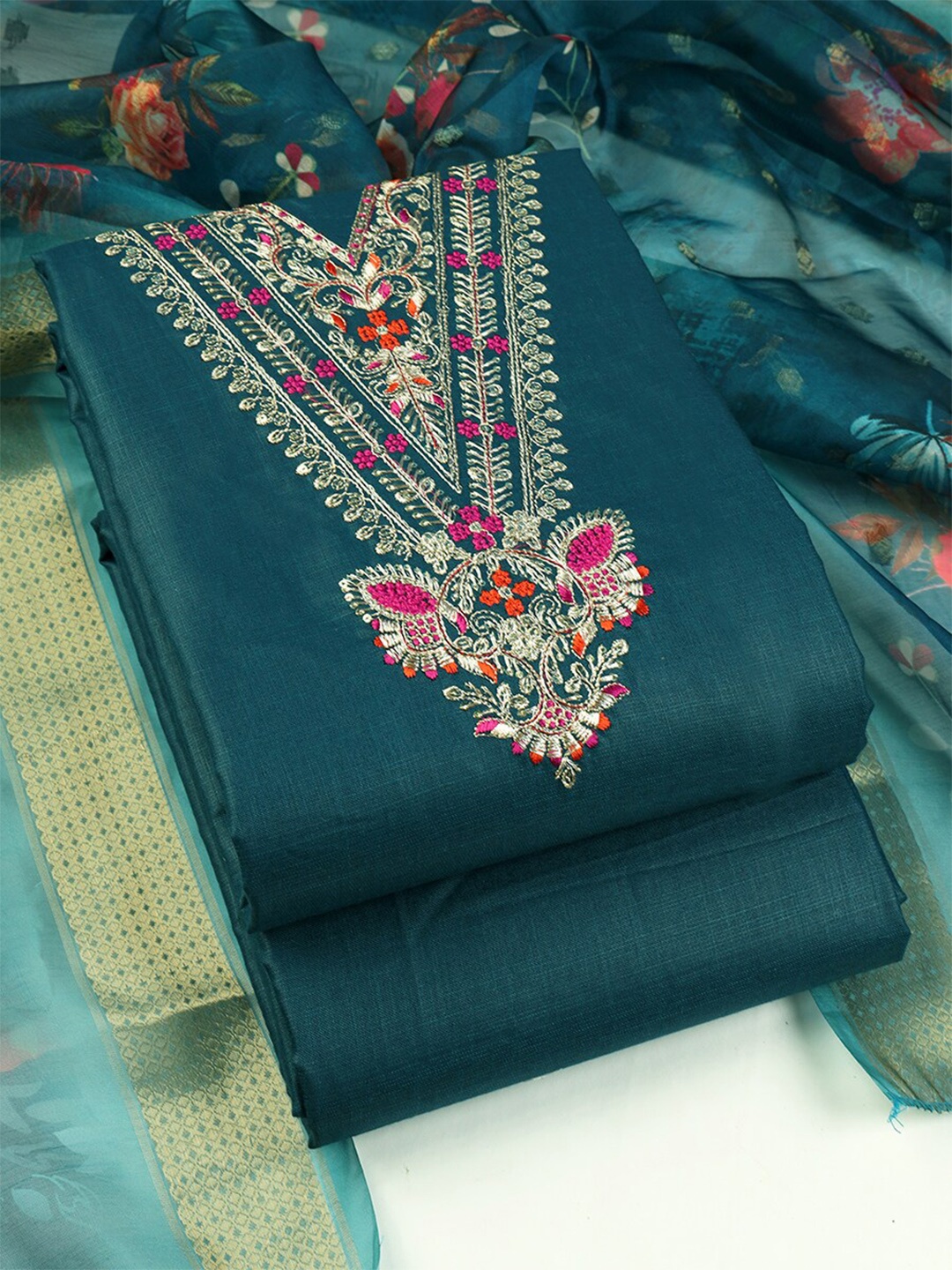 Sun Fashion And Lifestyle Ethnic Motifs Embroidered Sequinned Unstitched Dress Material, Turquoise blue
Sun Fashion And Lifestyle Ethnic Motifs Embroidered Sequinned Unstitched Dress Material, Turquoise blue