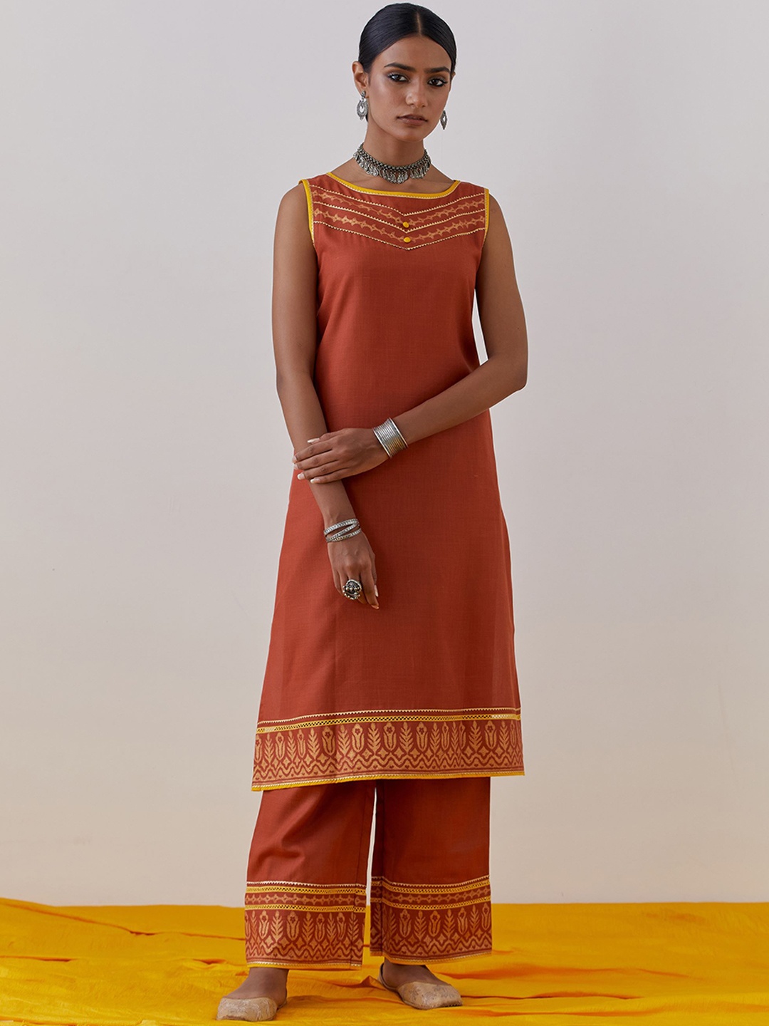 THE INDIAN CAUSE Women Ethnic Motifs Yoke Design Regular Pure Cotton Kurta with Palazzos, Rust
THE INDIAN CAUSE Women Ethnic Motifs Yoke Design Regular Pure Cotton Kurta with Palazzos, Rust