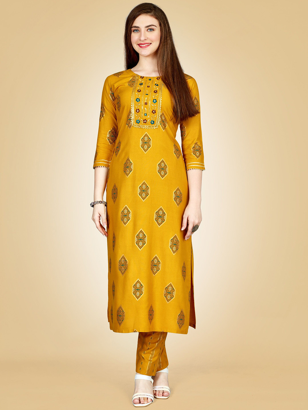 devkison Designer Women Paisley Printed Regular Thread Work Kurta with Churidar, Yellow
devkison Designer Women Paisley Printed Regular Thread Work Kurta with Churidar, Yellow
