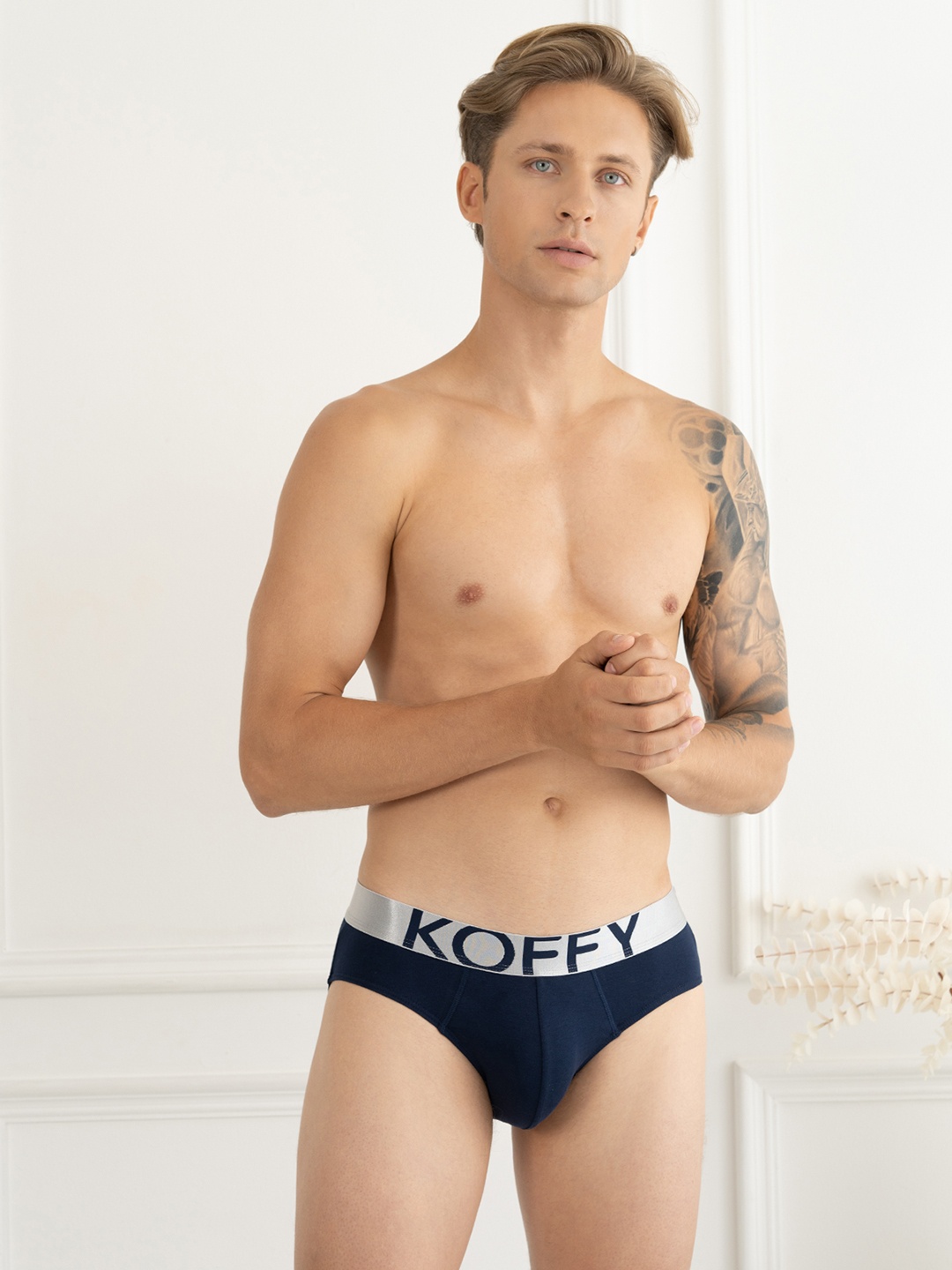KOFFY Men Mid Rise Front Open 4 Way Flexisoft Anti-Microbial Briefs, Navy blue
KOFFY Men Mid Rise Front Open 4 Way Flexisoft Anti-Microbial Briefs, Navy blue