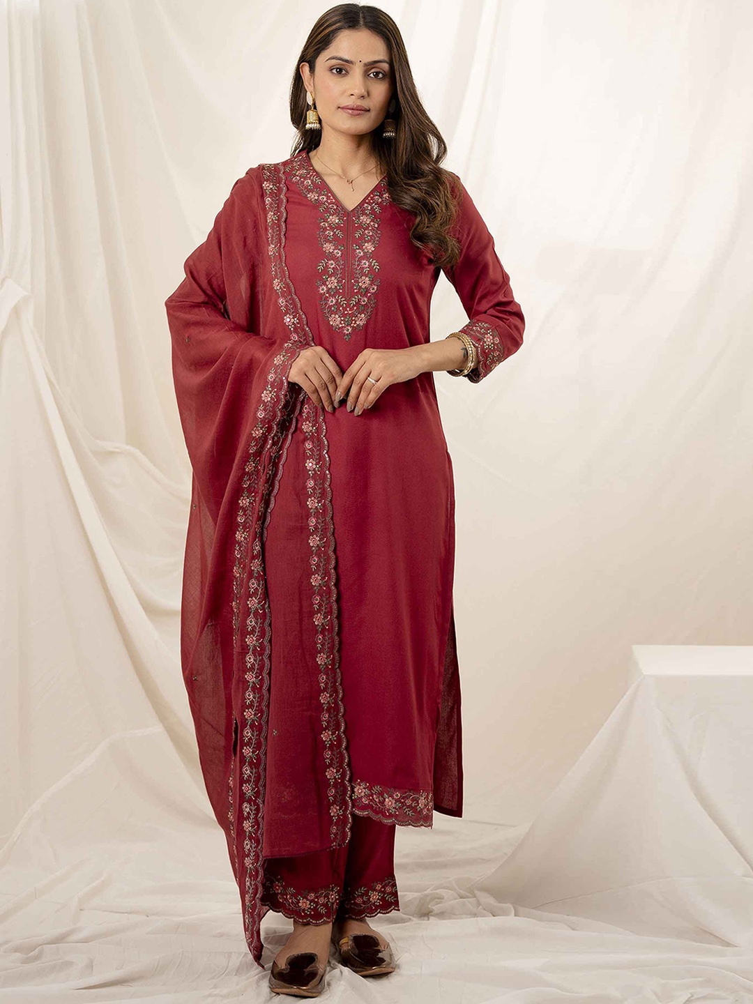 KALINI Women Embroidered Regular Sequinned Kurta with Trousers & With Dupatta, Maroon
KALINI Women Embroidered Regular Sequinned Kurta with Trousers & With Dupatta, Maroon