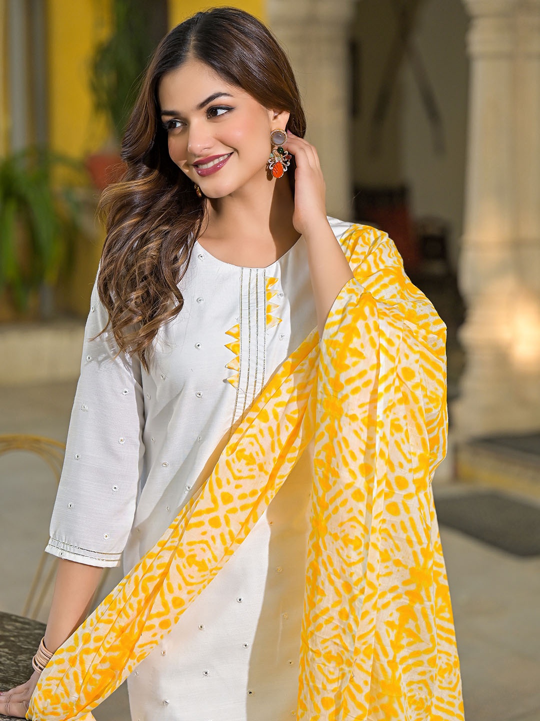 KALINI Women Floral Embroidered Regular Gotta Patti Kurta with Trousers & With Dupatta, Yellow
KALINI Women Floral Embroidered Regular Gotta Patti Kurta with Trousers & With Dupatta, Yellow