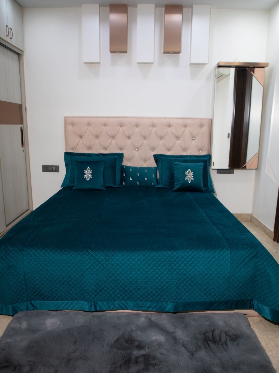 STUDIOHMK Teal-Coloured Self Designed 180 to 249 GSM Double King Bed Cover Set
STUDIOHMK Teal-Coloured Self Designed 180 to 249 GSM Double King Bed Cover Set