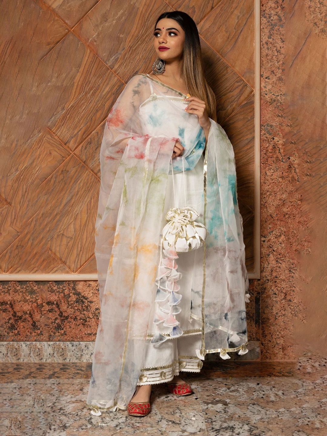 Pomcha Women Holi White Suit Set Empire Pure Cotton Kurta with Palazzos & With Dupatta
Pomcha Women Holi White Suit Set Empire Pure Cotton Kurta with Palazzos & With Dupatta