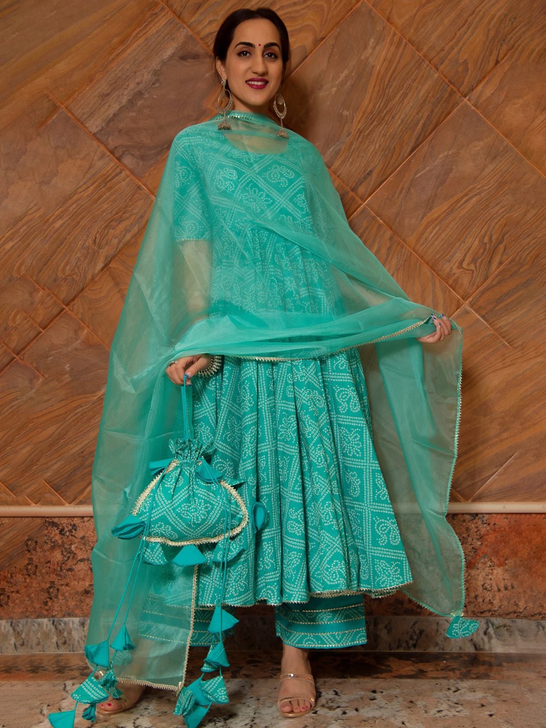 Pomcha Women Bandhani Printed Panelled Pure Cotton Kurta with Palazzos & With Dupatta, Blue
Pomcha Women Bandhani Printed Panelled Pure Cotton Kurta with Palazzos & With Dupatta, Blue