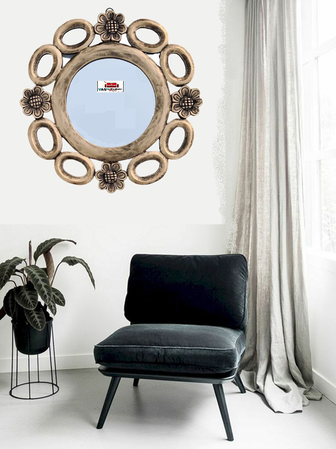 VAS collection home Brown& Black Wooden Wall Mirror Frame
VAS collection home Brown& Black Wooden Wall Mirror Frame