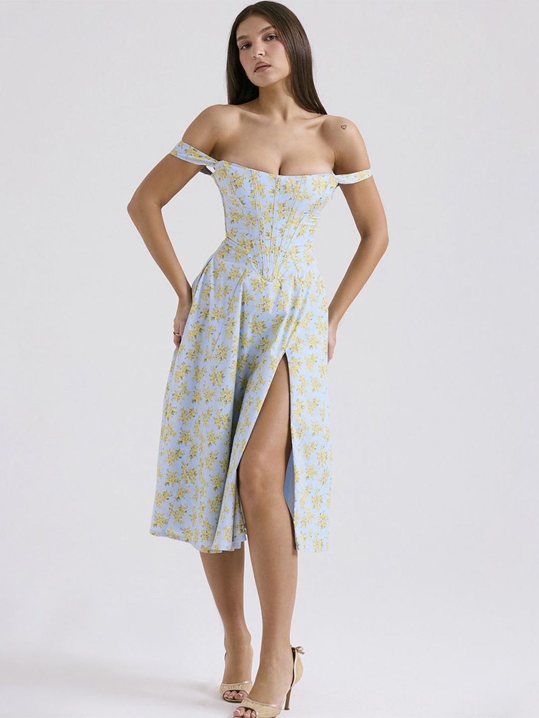 bebe Floral Print Off-Shoulder Thigh Slit Fit & Flare Midi Dress, Blue
bebe Floral Print Off-Shoulder Thigh Slit Fit & Flare Midi Dress, Blue