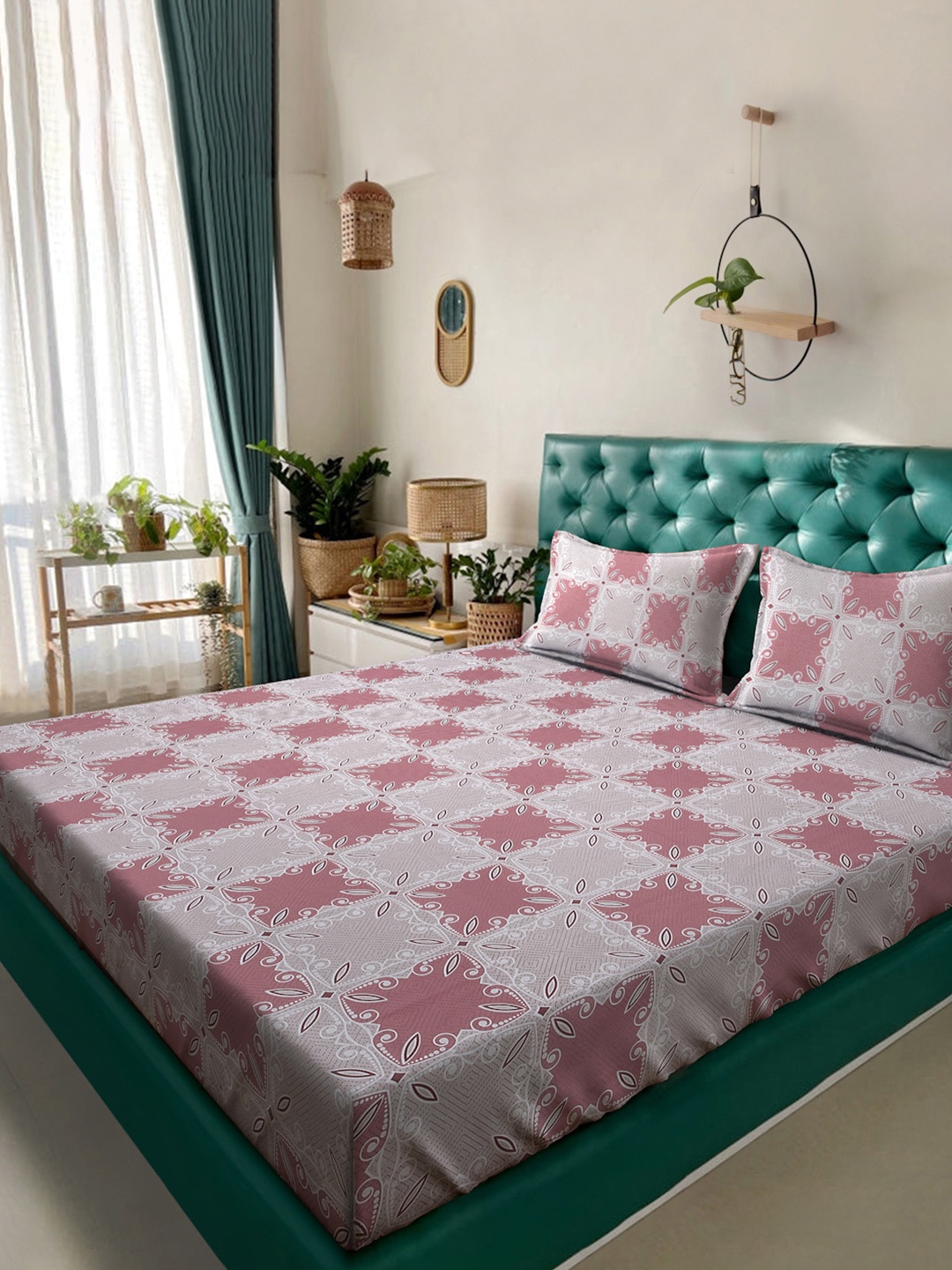 KLOTTHE Pink Geometric Printed 400 TC Pure Cotton Fitted King Bedsheet & 2 Pillow Covers
KLOTTHE Pink Geometric Printed 400 TC Pure Cotton Fitted King Bedsheet & 2 Pillow Covers