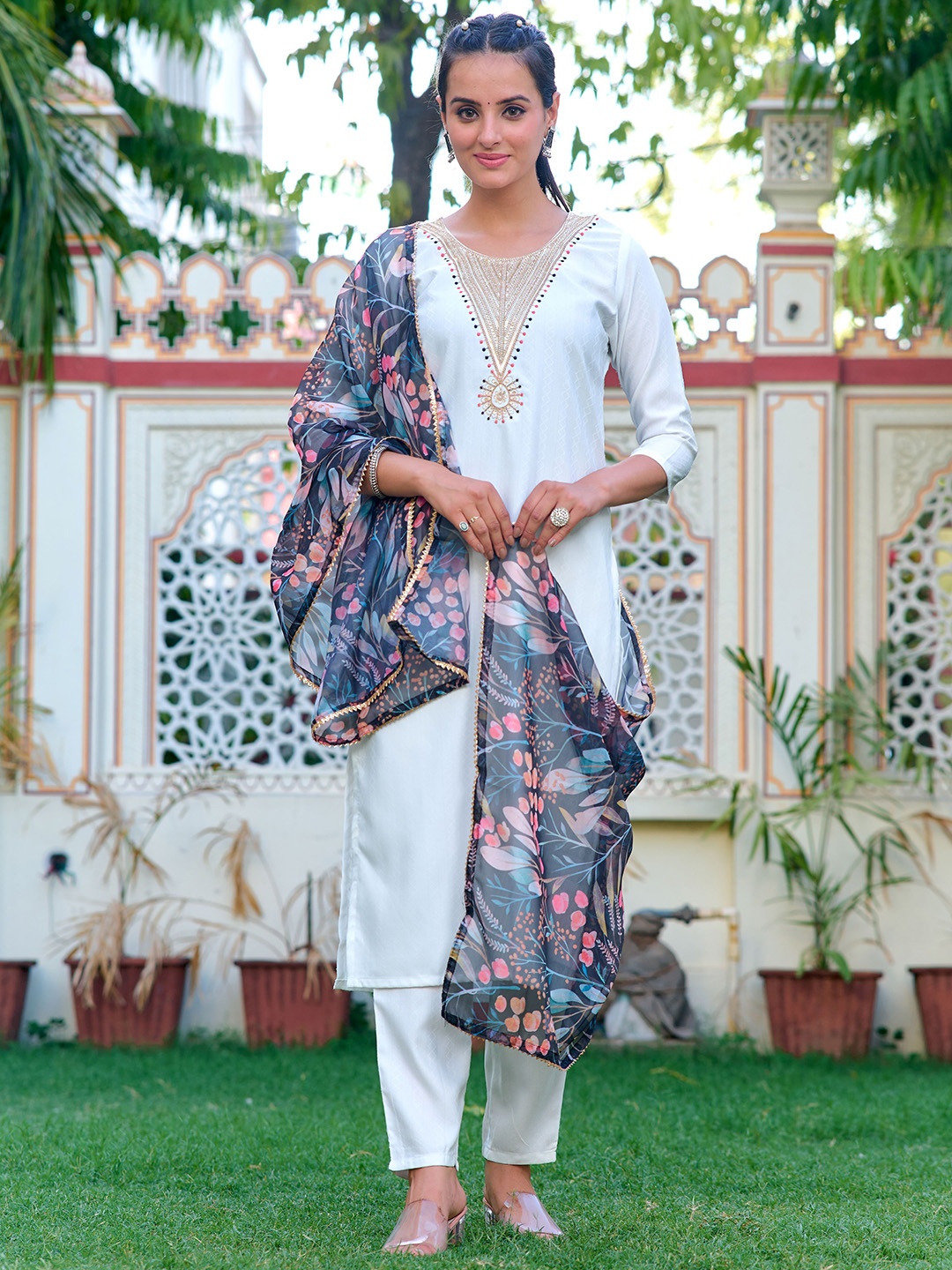 KALINI Women Floral Yoke Design Regular Thread Work Kurta with Trousers & Dupatta, White
KALINI Women Floral Yoke Design Regular Thread Work Kurta with Trousers & Dupatta, White