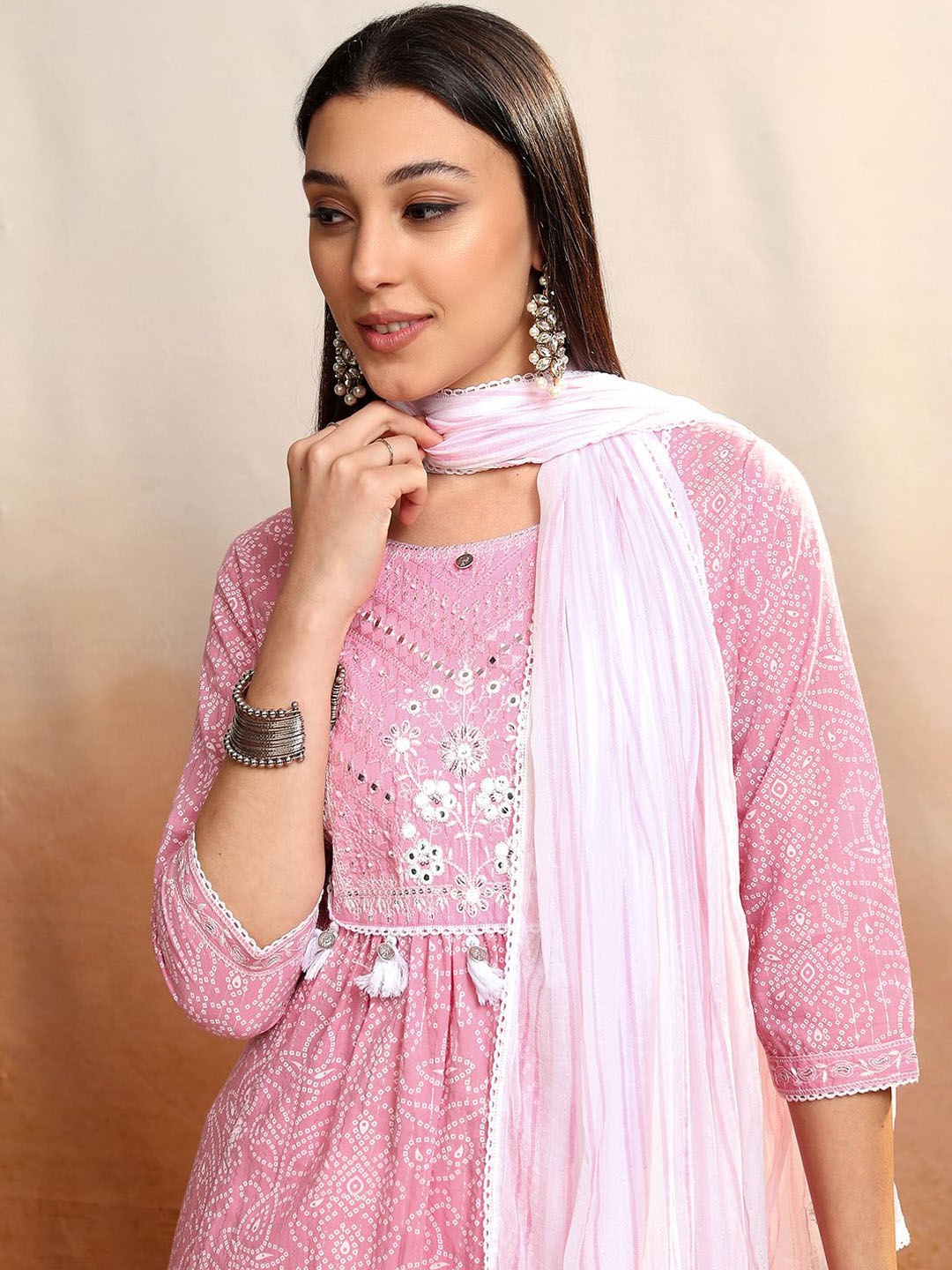 Vishudh Women Embroidered Regular Pure Cotton Kurta with Trousers & With Dupatta, Pink
Vishudh Women Embroidered Regular Pure Cotton Kurta with Trousers & With Dupatta, Pink