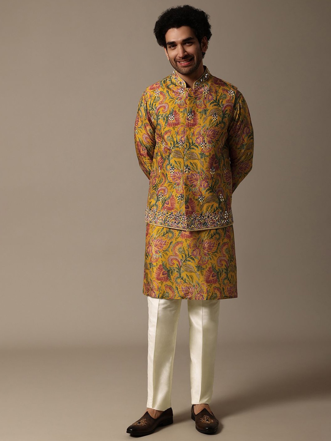 KALKI Fashion Men Floral Printed Regular Mirror Work Kurta with Trousers, Yellow
KALKI Fashion Men Floral Printed Regular Mirror Work Kurta with Trousers, Yellow