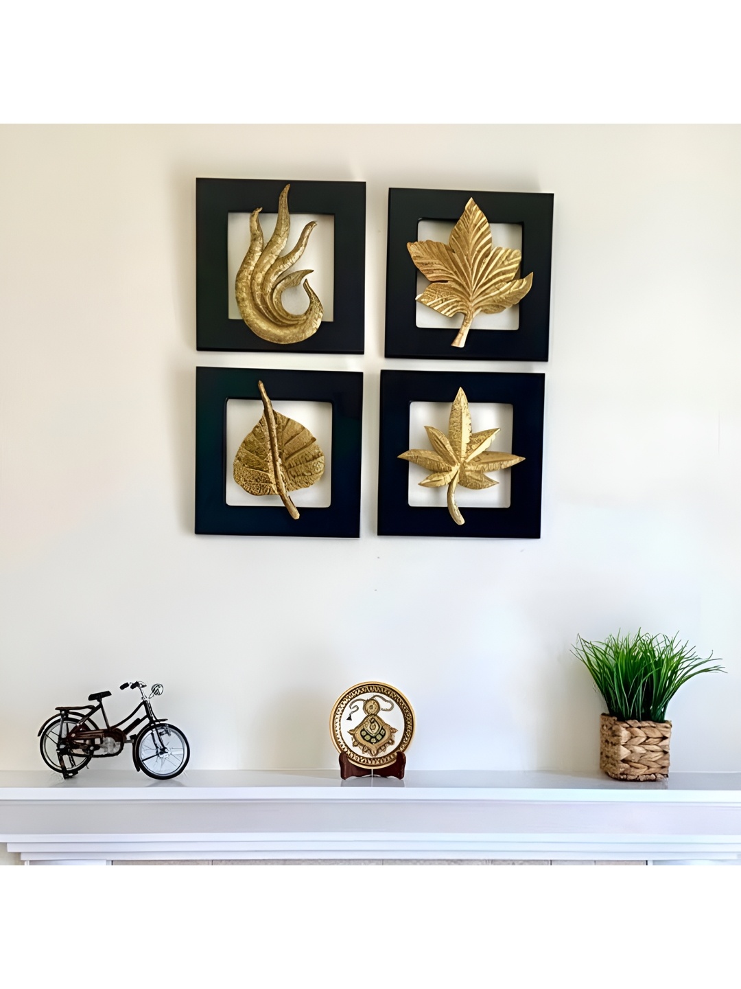 VAS collection home Black Leaf Designed Suare Shaped Wood Wall Decor Plates Pack Of 4
VAS collection home Black Leaf Designed Suare Shaped Wood Wall Decor Plates Pack Of 4