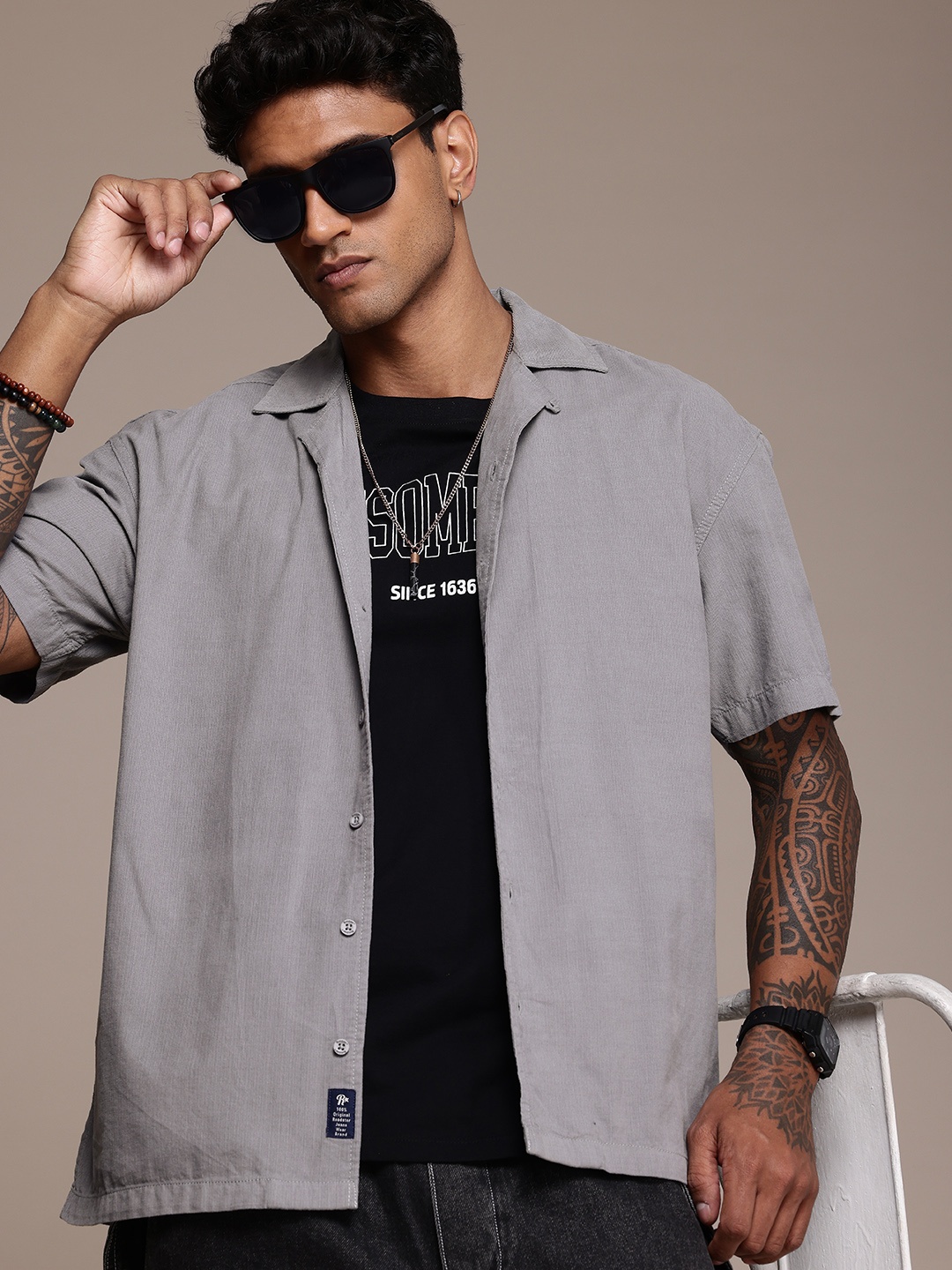 The Roadster Life Co. Relaxed Fit Cuban Collar Corduroy Pure Cotton Casual Shirt, Grey
The Roadster Life Co. Relaxed Fit Cuban Collar Corduroy Pure Cotton Casual Shirt, Grey