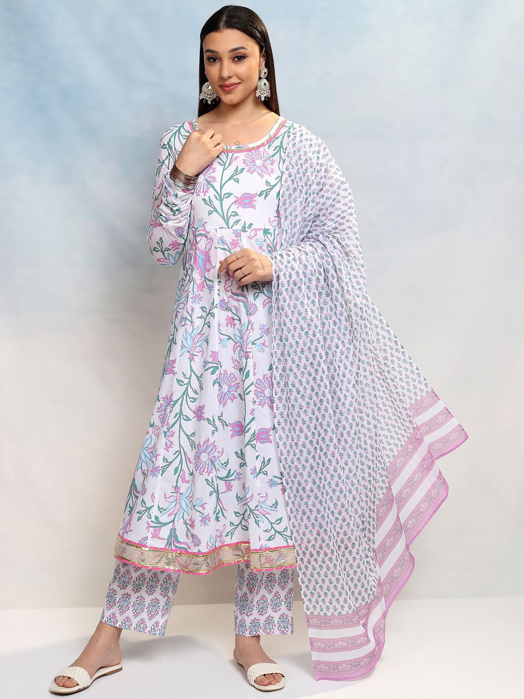 Vishudh Women Floral Printed Regular Pure Cotton Kurta with Trousers & With Dupatta, White
Vishudh Women Floral Printed Regular Pure Cotton Kurta with Trousers & With Dupatta, White