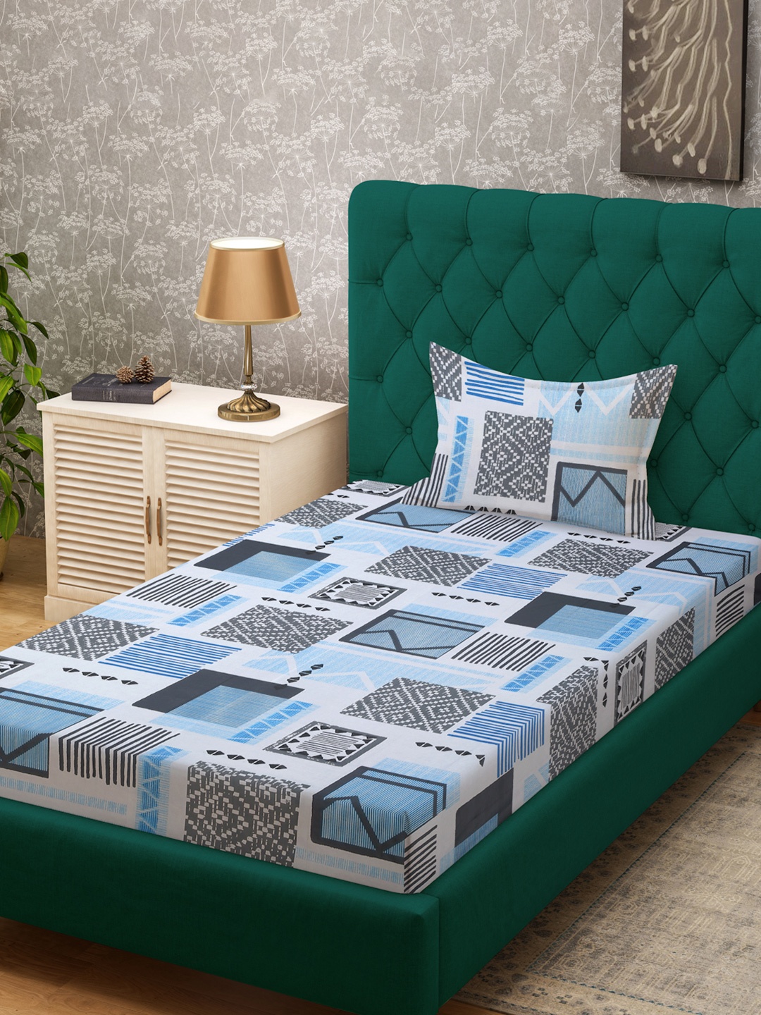 KLOTTHE Blue Geometric Printed Pure Cotton Fitted 400 TC Single Bedsheet With Pillow Cover
KLOTTHE Blue Geometric Printed Pure Cotton Fitted 400 TC Single Bedsheet With Pillow Cover