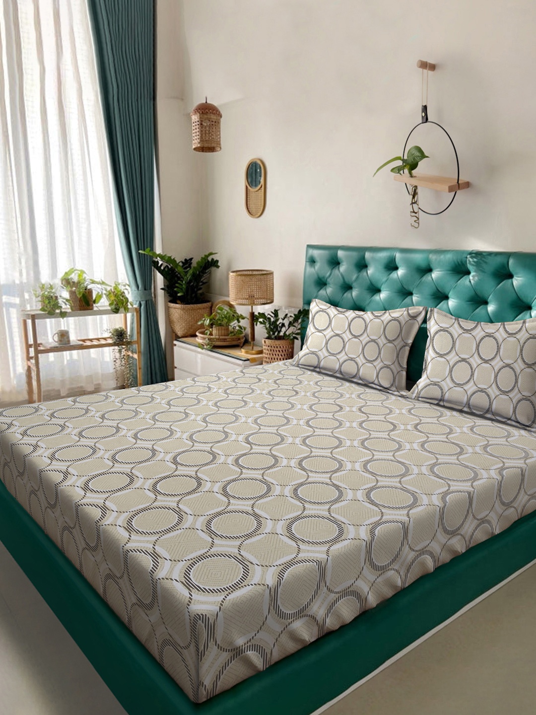 KLOTTHE Cream & Grey Printed Pure Cotton 400 TC Double King Bedsheet With 2 Pillow Covers
KLOTTHE Cream & Grey Printed Pure Cotton 400 TC Double King Bedsheet With 2 Pillow Covers