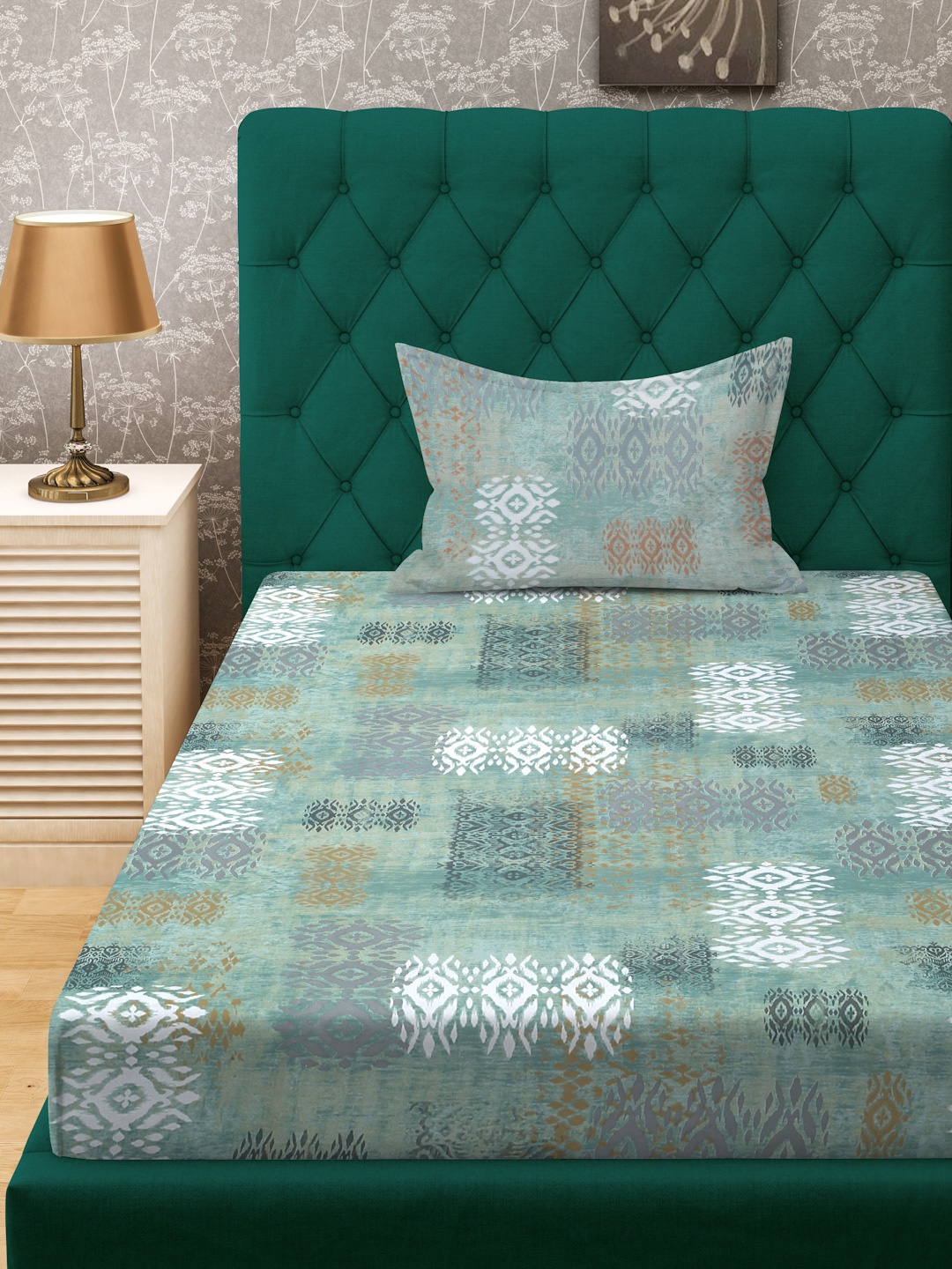 KLOTTHE Green & White Printed Pure Cotton 400 TC Fitted Single Bedsheet With Pillow Cover
KLOTTHE Green & White Printed Pure Cotton 400 TC Fitted Single Bedsheet With Pillow Cover