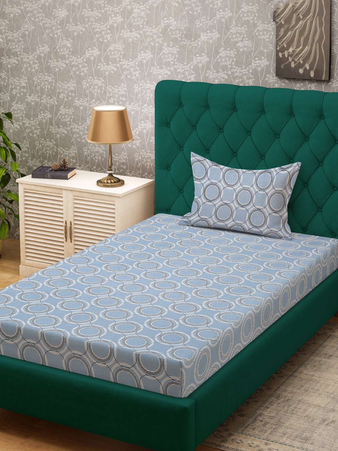 KLOTTHE Blue & Black Printed Pure Cotton 400 TC Fitted Single Bedsheet With Pillow Cover
KLOTTHE Blue & Black Printed Pure Cotton 400 TC Fitted Single Bedsheet With Pillow Cover