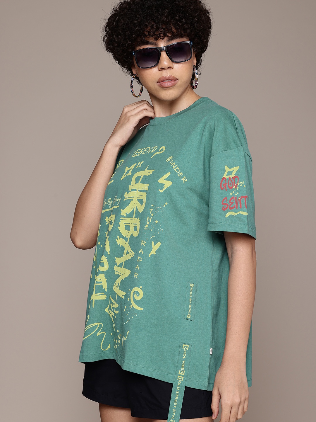 The Roadster Lifestyle Co. Women Pure Cotton Printed Drop-Shoulder Sleeves T-shirt, Sea green
The Roadster Lifestyle Co. Women Pure Cotton Printed Drop-Shoulder Sleeves T-shirt, Sea green