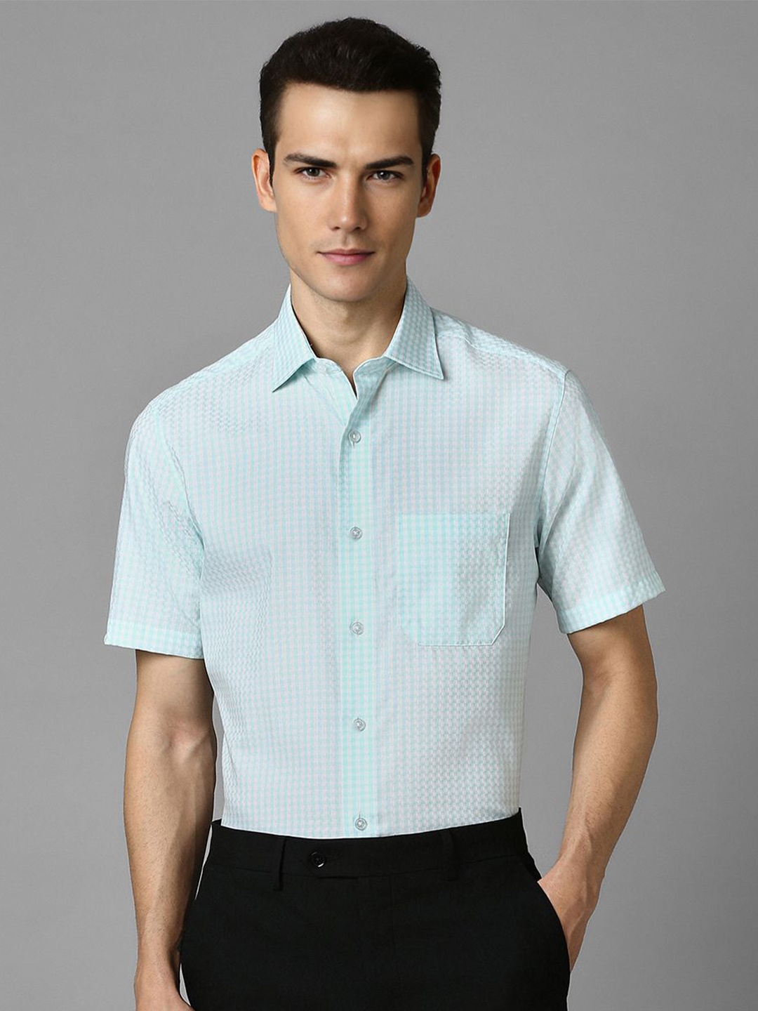 Louis Philippe Classic Fit Micro Checked Spread Collar Pure Cotton Formal Shirt, Blue
Louis Philippe Classic Fit Micro Checked Spread Collar Pure Cotton Formal Shirt, Blue