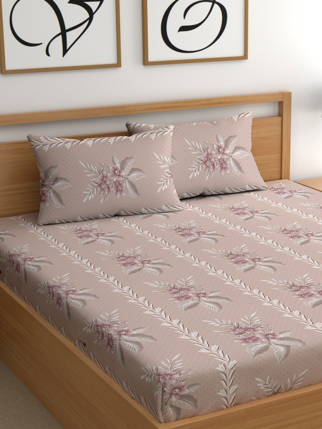 CHHAVI INDIA Brown & White Floral Microfiber 210 TC Queen Bedsheet With 2 Pillow Covers
CHHAVI INDIA Brown & White Floral Microfiber 210 TC Queen Bedsheet With 2 Pillow Covers