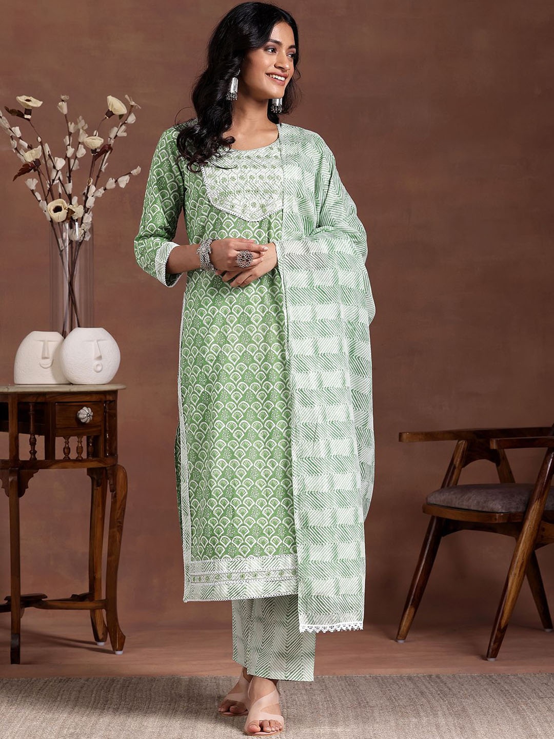 Libas Women Ethnic Motifs Mirror Work Pure Cotton Kurta, Trousers with Dupatta, Green
Libas Women Ethnic Motifs Mirror Work Pure Cotton Kurta, Trousers with Dupatta, Green
