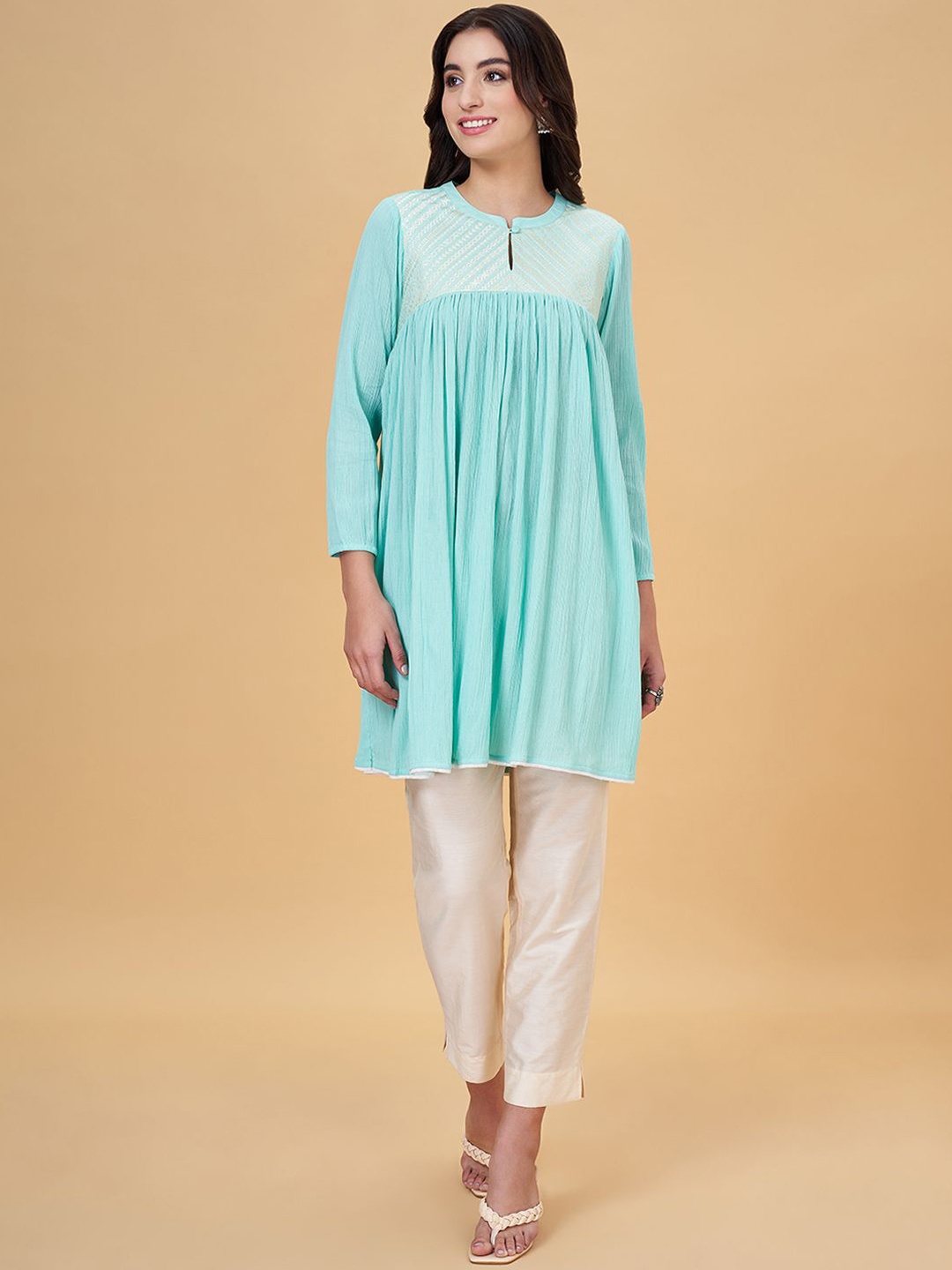 RANGMANCH BY PANTALOONS Yoke Design Regular Thread Work Pure Cotton Kurti with Trousers, Blue
RANGMANCH BY PANTALOONS Yoke Design Regular Thread Work Pure Cotton Kurti with Trousers, Blue