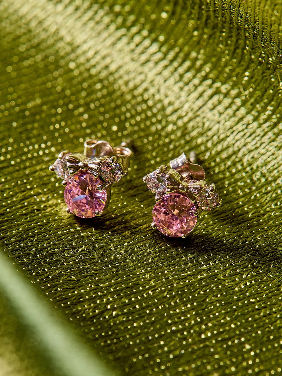House of Pataudi 925 Sterling Silver Rhodium-Plated Cubic Zirconia Studded Stud Earrings
House of Pataudi 925 Sterling Silver Rhodium-Plated Cubic Zirconia Studded Stud Earrings