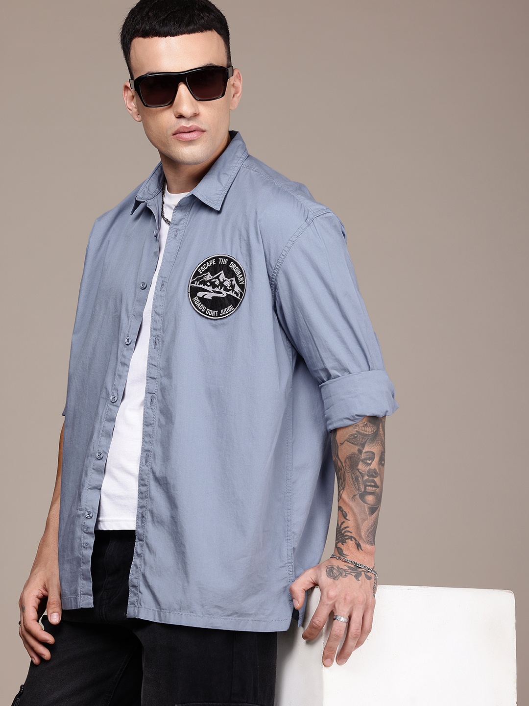 The Roadster Life Co. Relaxed Fit Drop-Shoulder Sleeves Applique Pure Cotton Casual Shirt, Blue
The Roadster Life Co. Relaxed Fit Drop-Shoulder Sleeves Applique Pure Cotton Casual Shirt, Blue