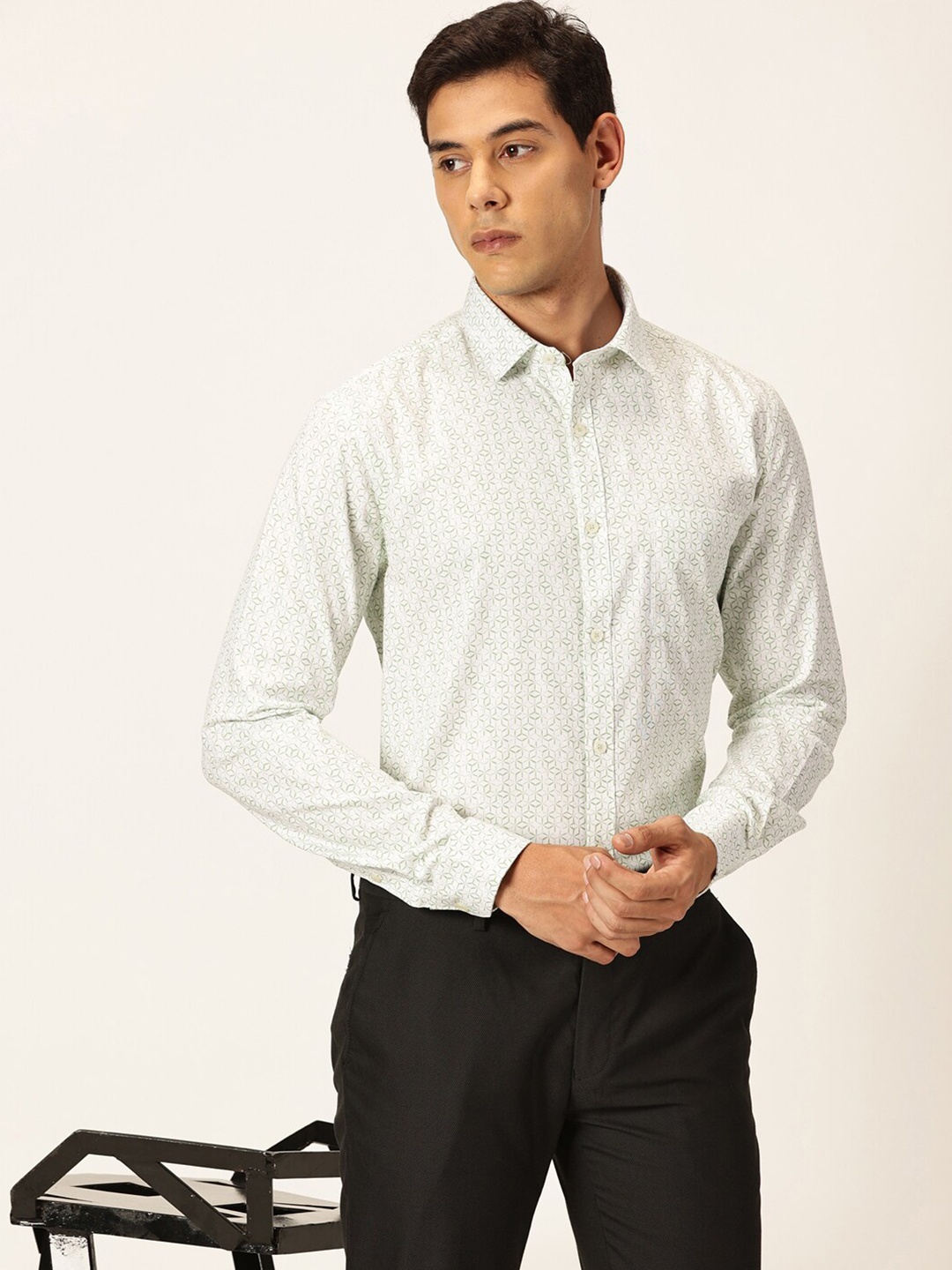 Thomas Scott Spread Collar Long Sleeves Premium Slim Fit Geometric Printed Formal Shirt, Green
Thomas Scott Spread Collar Long Sleeves Premium Slim Fit Geometric Printed Formal Shirt, Green
