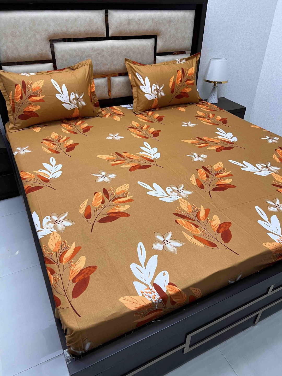Pure Decor Orange & White Floral 230 TC Cotton Queen Bedsheet with 2 Pillow Covers
Pure Decor Orange & White Floral 230 TC Cotton Queen Bedsheet with 2 Pillow Covers