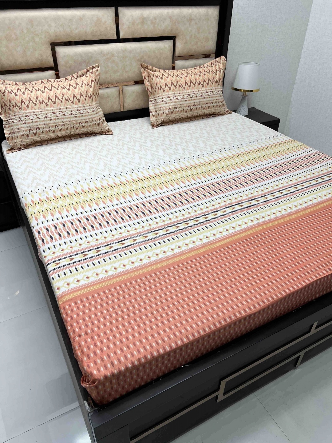 Pure Decor Villa White Striped Pure Cotton 300 TC Super King Bedsheet With 2 Pillow Covers
Pure Decor Villa White Striped Pure Cotton 300 TC Super King Bedsheet With 2 Pillow Covers