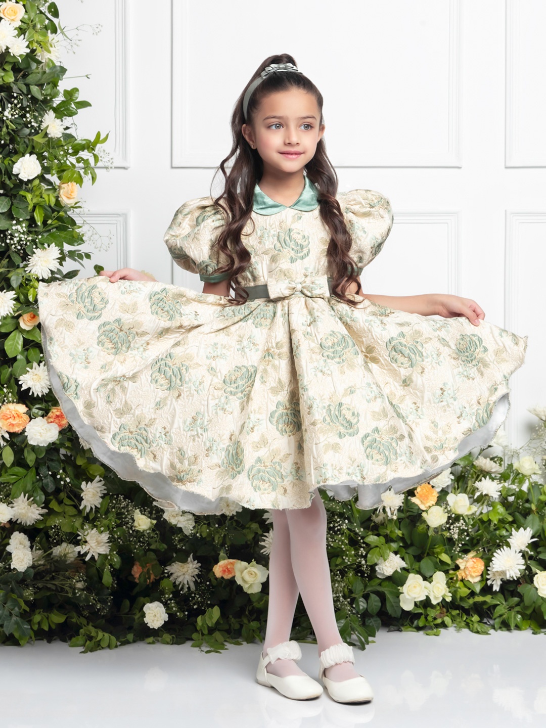 THE PONY & PEONY CO. Girls Printed Peter Pan Collar Gathered Jacquard Fit & Flare Dress, Green
THE PONY & PEONY CO. Girls Printed Peter Pan Collar Gathered Jacquard Fit & Flare Dress, Green