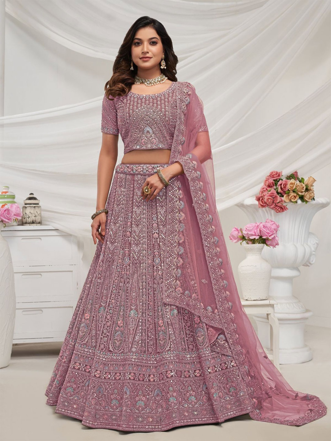 ODETTE Embroidered Sequinned Semi-Stitched Net Lehenga & Unstitched Blouse With Dupatta, Mauve
ODETTE Embroidered Sequinned Semi-Stitched Net Lehenga & Unstitched Blouse With Dupatta, Mauve