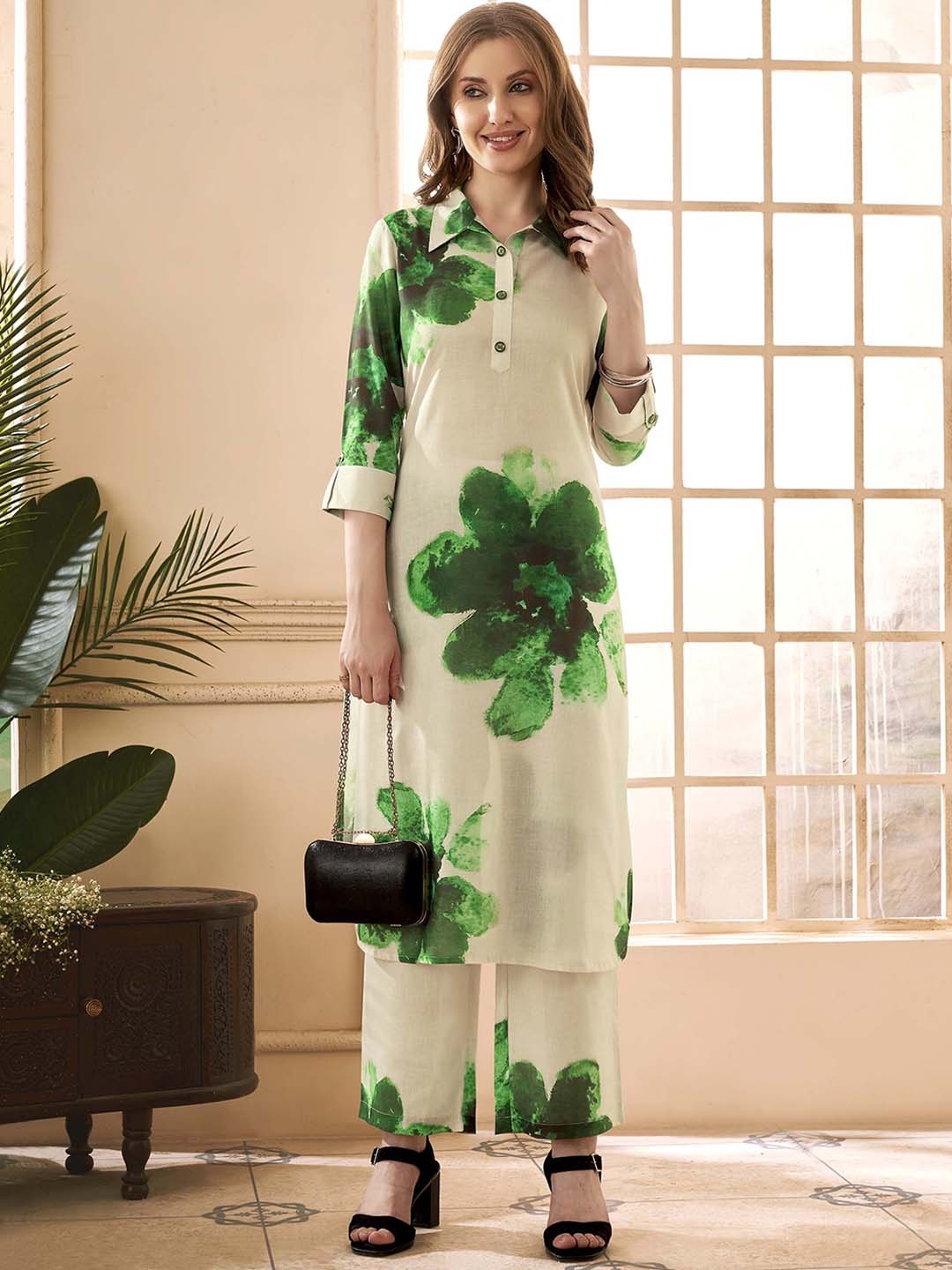 Anouk Cream Floral Printed Shirt Collar Roll-Up Sleeves Pure Cotton Tunic With Trousers
Anouk Cream Floral Printed Shirt Collar Roll-Up Sleeves Pure Cotton Tunic With Trousers