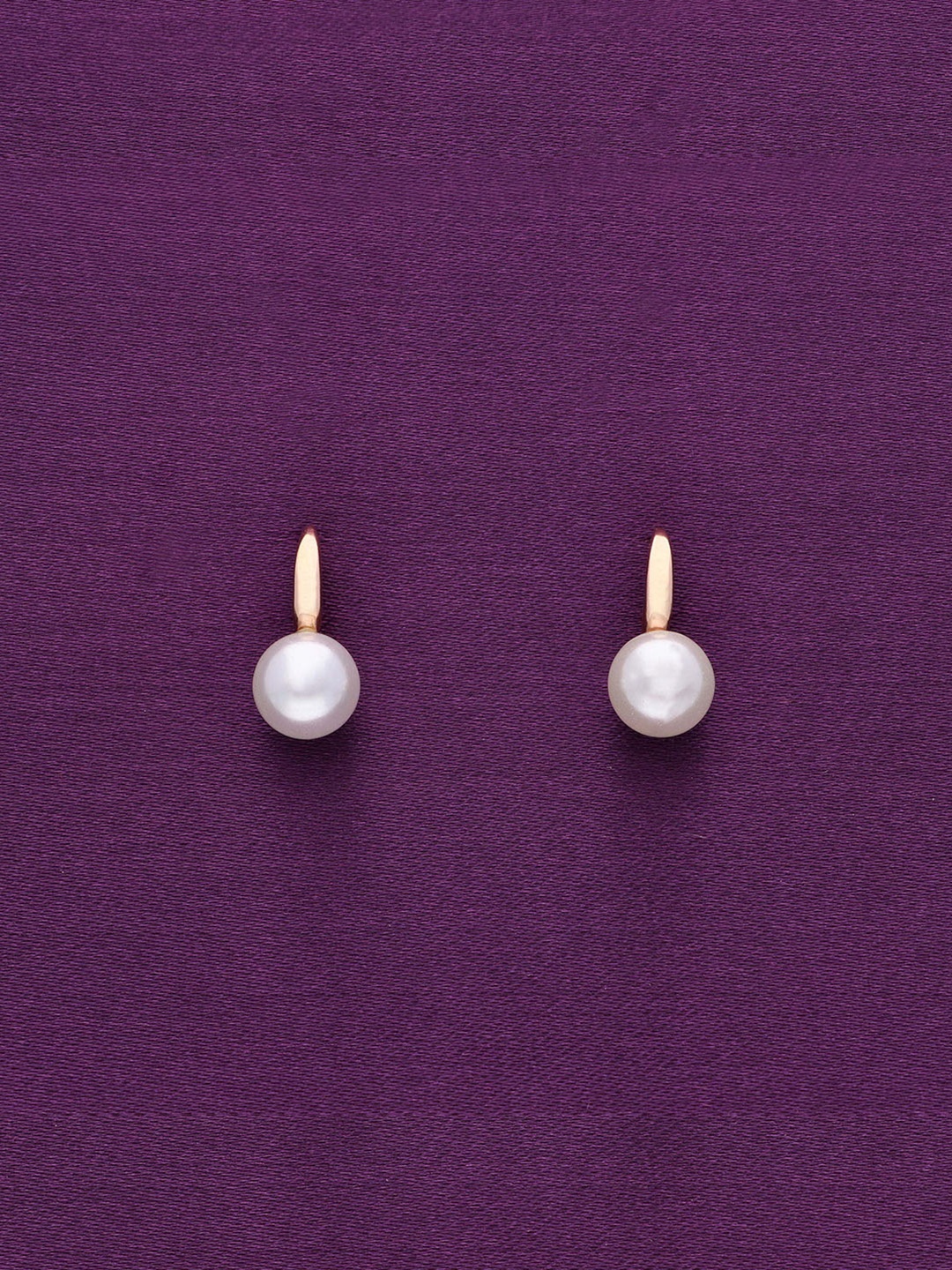 KAI JEWEL 92.5 Sterling Silver Rose Gold-Plated Fresh Water Pearls Beaded Studs Earrings
KAI JEWEL 92.5 Sterling Silver Rose Gold-Plated Fresh Water Pearls Beaded Studs Earrings
