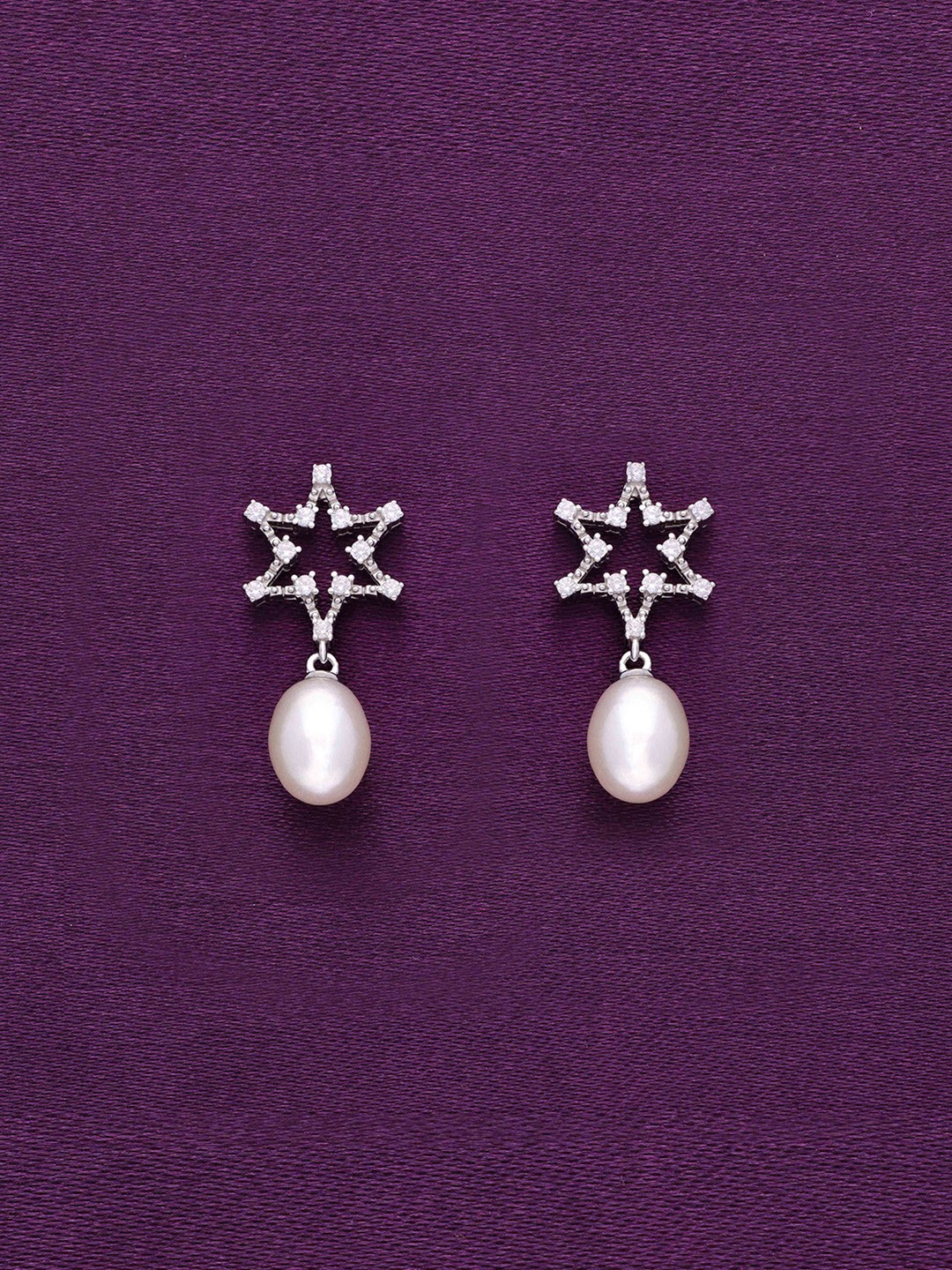 KAI JEWEL 92.5 Sterling Silver Rhodium-Plated Fresh Water Pearls Beaded Drop Earrings
KAI JEWEL 92.5 Sterling Silver Rhodium-Plated Fresh Water Pearls Beaded Drop Earrings