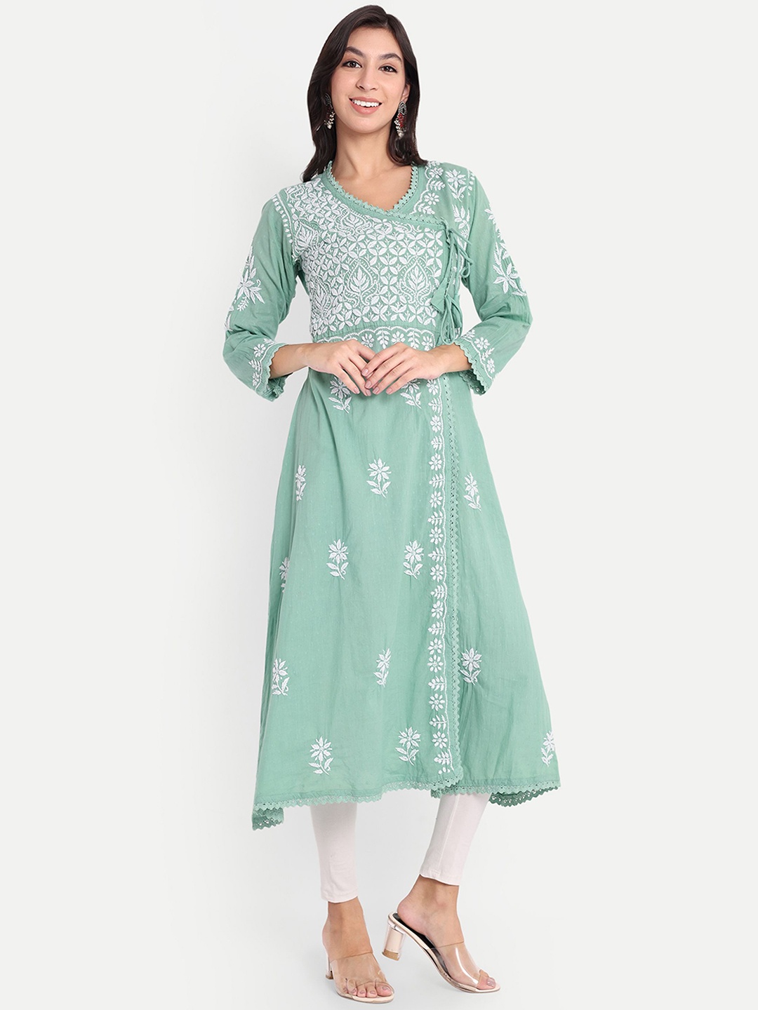 Indiankala4u Ethnic Motifs Embroidered Chikankari Pure Cotton Angrakha A-Line Kurta, Sea green
Indiankala4u Ethnic Motifs Embroidered Chikankari Pure Cotton Angrakha A-Line Kurta, Sea green