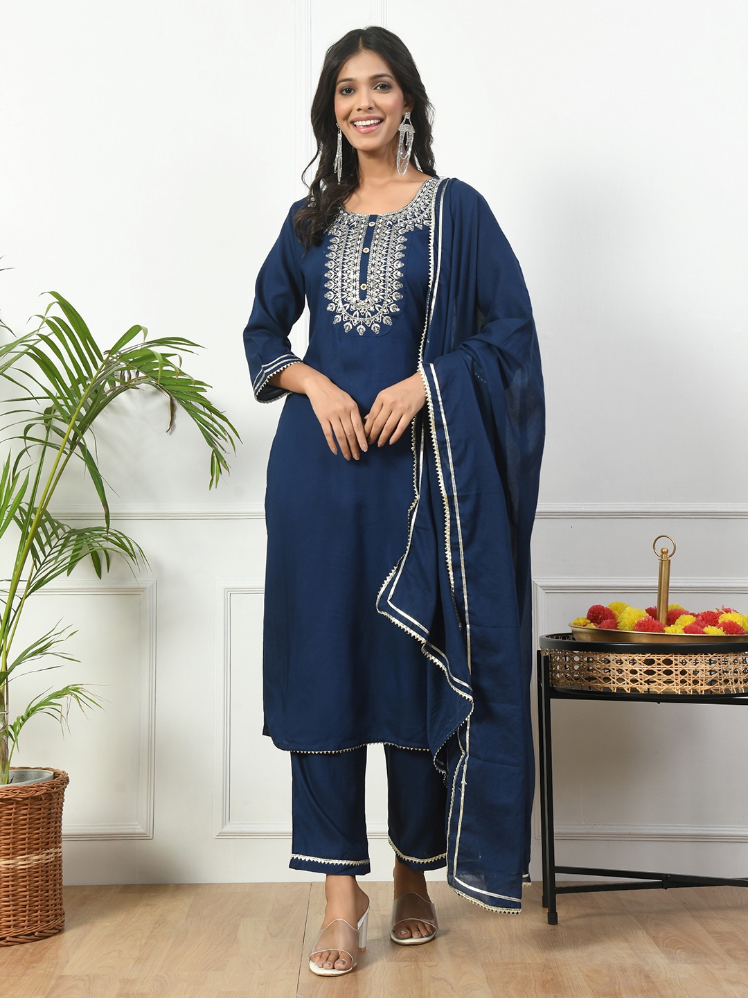 ETISHA Floral Embroidered Thread Work Yoke Design Kurta With Trousers & Dupatta, Blue
ETISHA Floral Embroidered Thread Work Yoke Design Kurta With Trousers & Dupatta, Blue