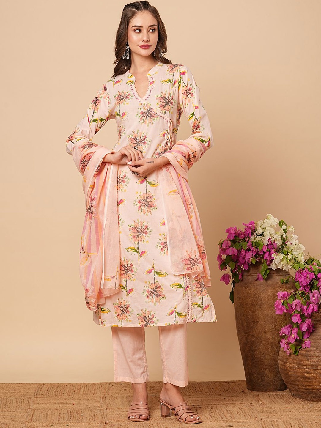 FASHOR Women Floral Embroidered Regular Beads and Stones Pure Cotton Kurta with Trousers & With Dupatta, Peach
FASHOR Women Floral Embroidered Regular Beads and Stones Pure Cotton Kurta with Trousers & With Dupatta, Peach