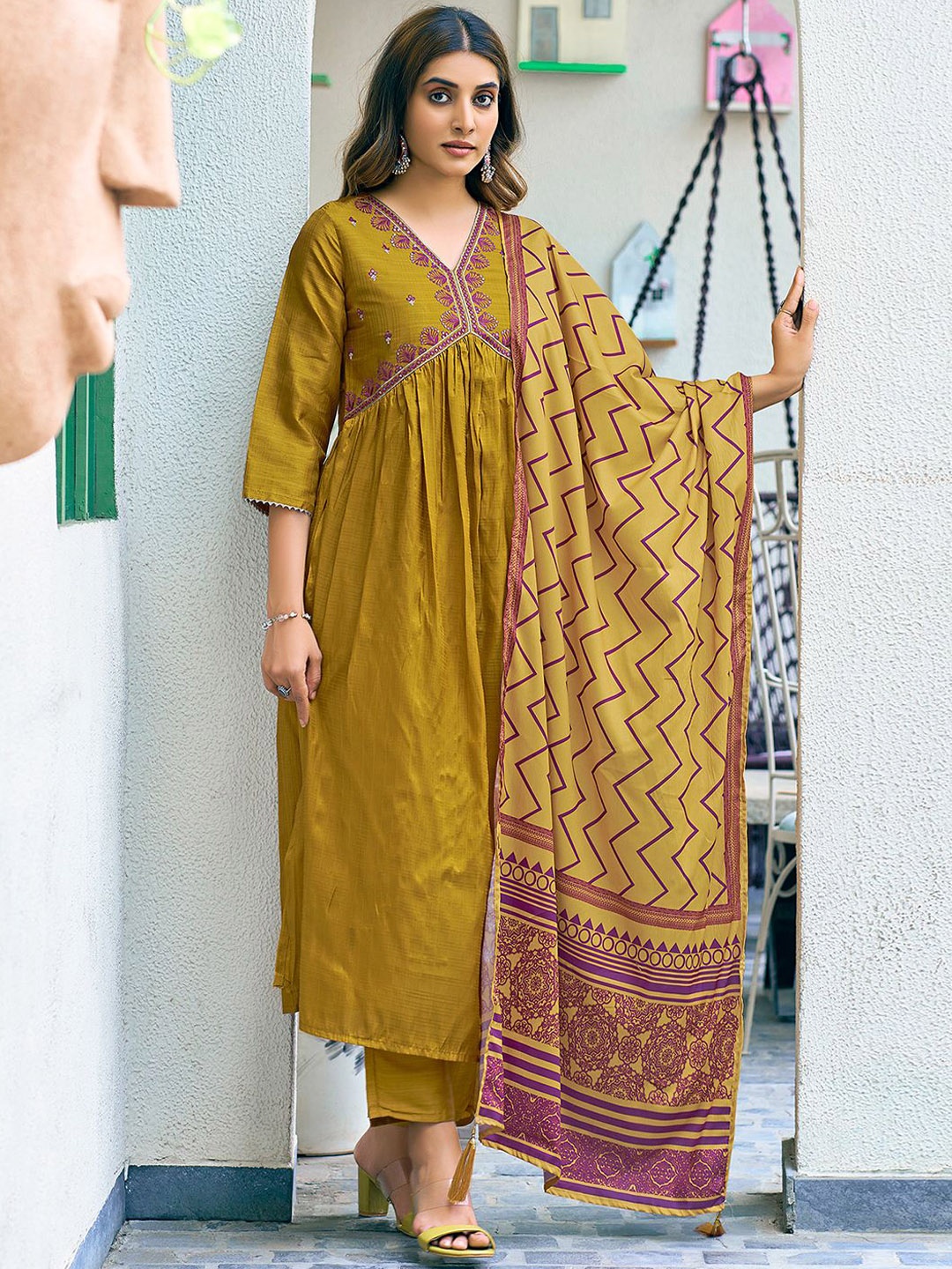 KALINI Women Ethnic Motifs Yoke Design Regular Thread Work Kurta with Trousers & With Dupatta, Yellow
KALINI Women Ethnic Motifs Yoke Design Regular Thread Work Kurta with Trousers & With Dupatta, Yellow