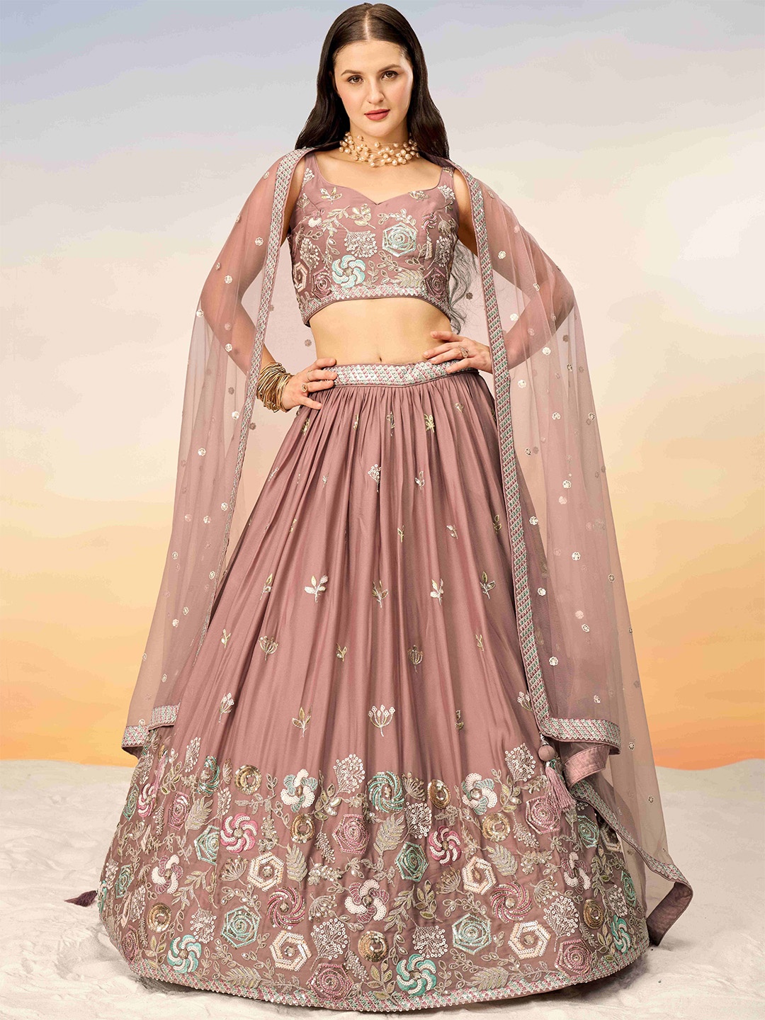 panchhi Embroidered Sequinned Semi-Stitched Lehenga & Unstitched Blouse With Dupatta, Rose gold
panchhi Embroidered Sequinned Semi-Stitched Lehenga & Unstitched Blouse With Dupatta, Rose gold