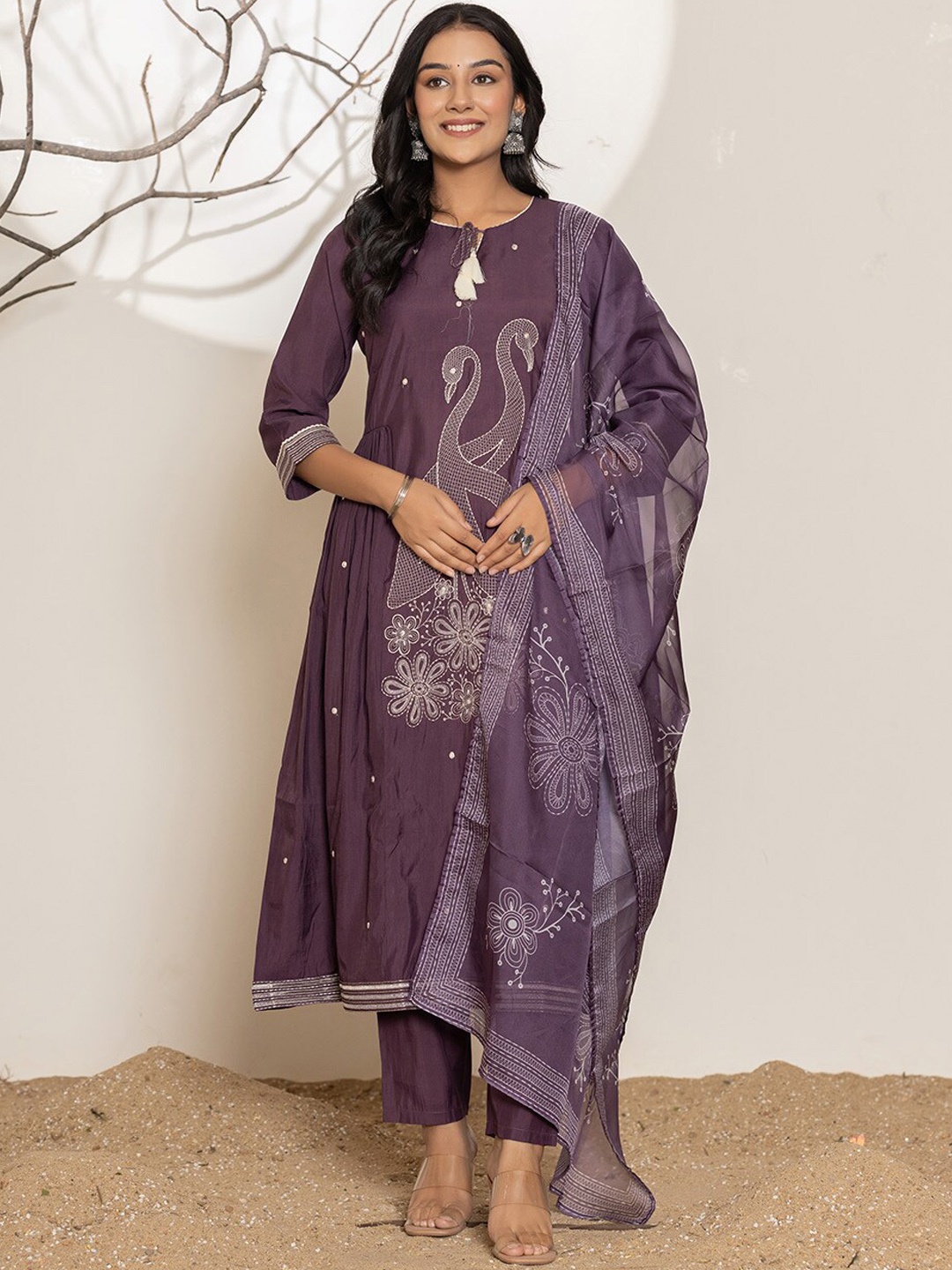 Yufta Ethnic Motifs Embroidered Pure Cotton A-line Kurta With Trousers & Dupatta, Purple
Yufta Ethnic Motifs Embroidered Pure Cotton A-line Kurta With Trousers & Dupatta, Purple
