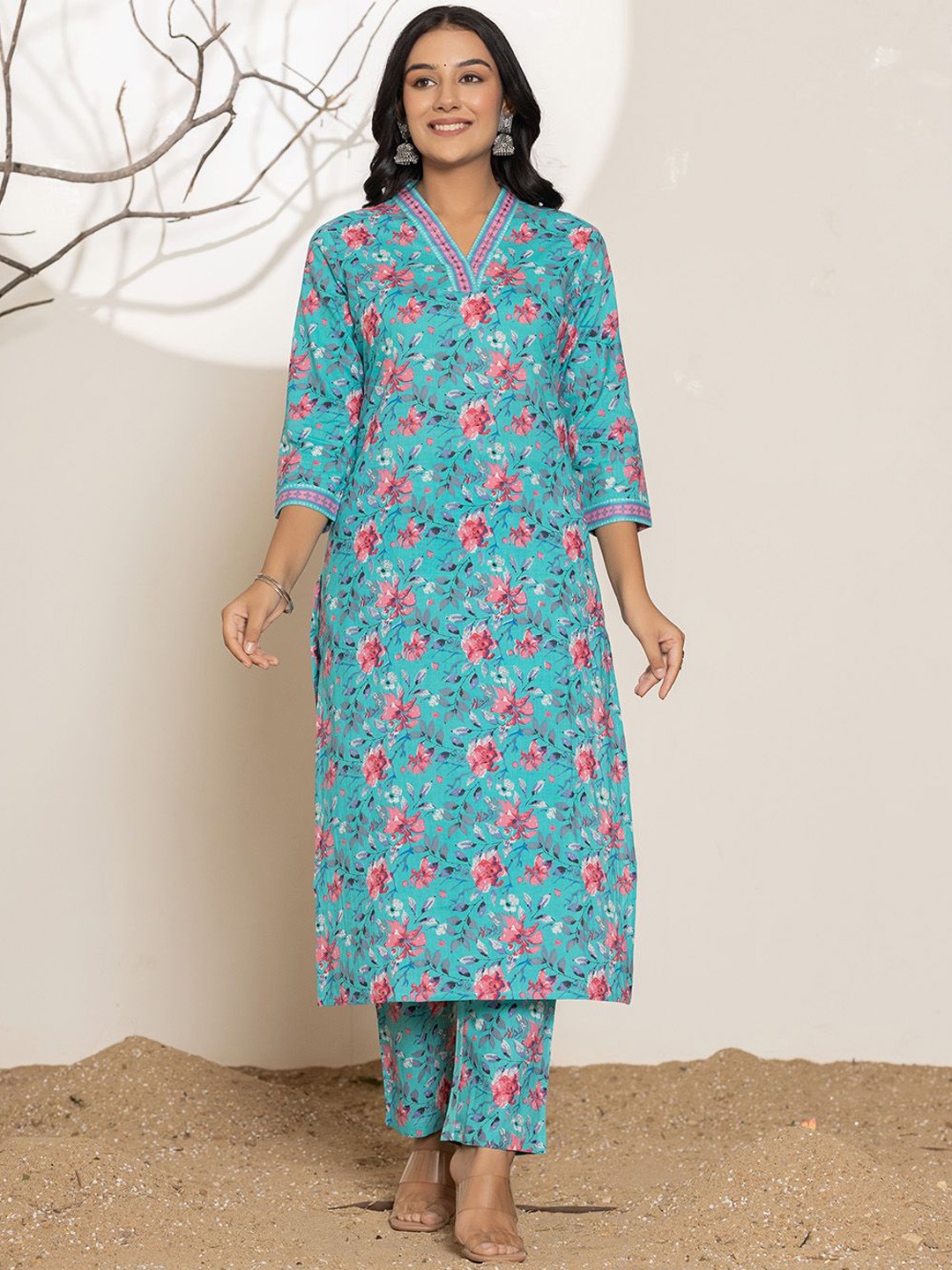Yufta Women Floral Printed Regular Sequinned Pure Cotton Kurta with Trousers, Sea green
Yufta Women Floral Printed Regular Sequinned Pure Cotton Kurta with Trousers, Sea green