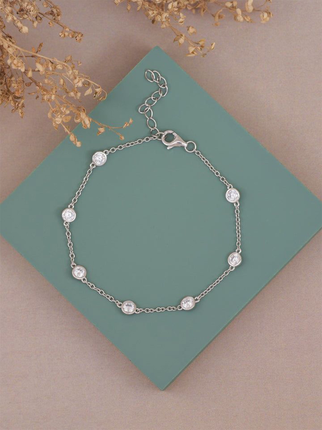 Ornate Jewels 925 Sterling Silver American Diamond Rhodium-Plated Wraparound Bracelet
Ornate Jewels 925 Sterling Silver American Diamond Rhodium-Plated Wraparound Bracelet
