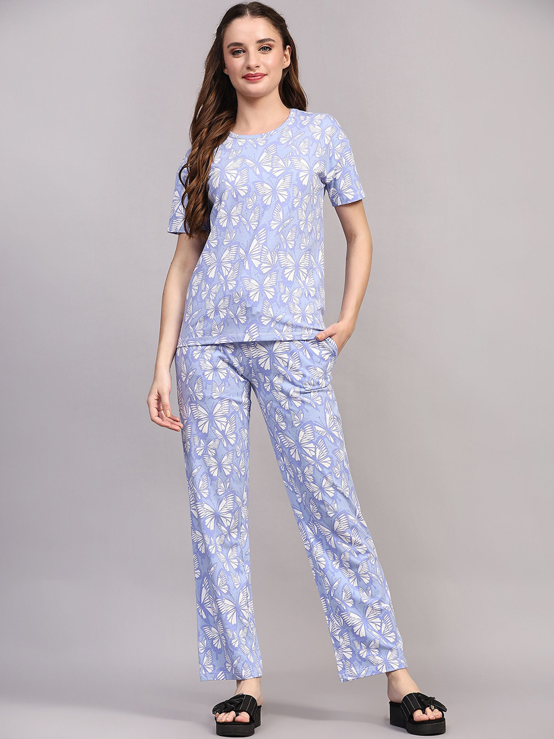 BStories Printed Pure Cotton Round Neck Pure Cotton T-shirt & Flared Trouser Co-Ords, Blue
BStories Printed Pure Cotton Round Neck Pure Cotton T-shirt & Flared Trouser Co-Ords, Blue