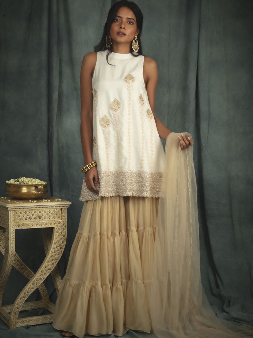 Nikita Vishakha Ethnic Motifs Embroidered Raw Silk A-Line Kurti With Sharara & Dupatta, White
Nikita Vishakha Ethnic Motifs Embroidered Raw Silk A-Line Kurti With Sharara & Dupatta, White
