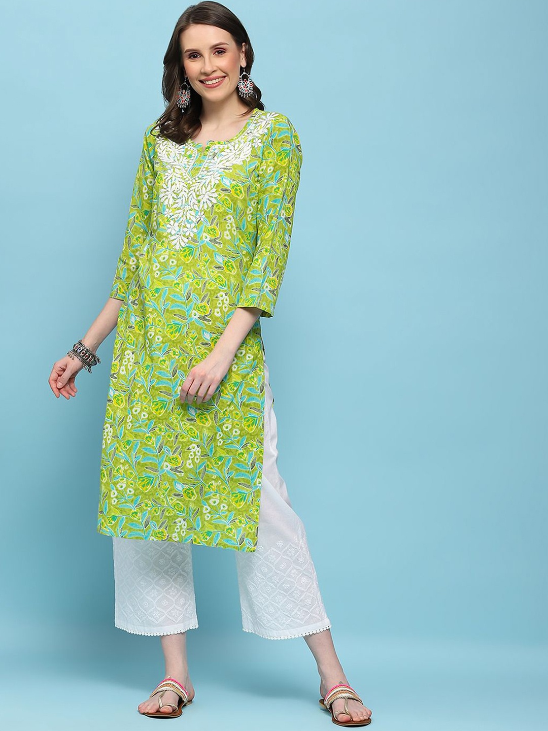 House of Chikankari Floral Printed Notch Neck Cotton Chikankari Straight Kurta, Green
House of Chikankari Floral Printed Notch Neck Cotton Chikankari Straight Kurta, Green