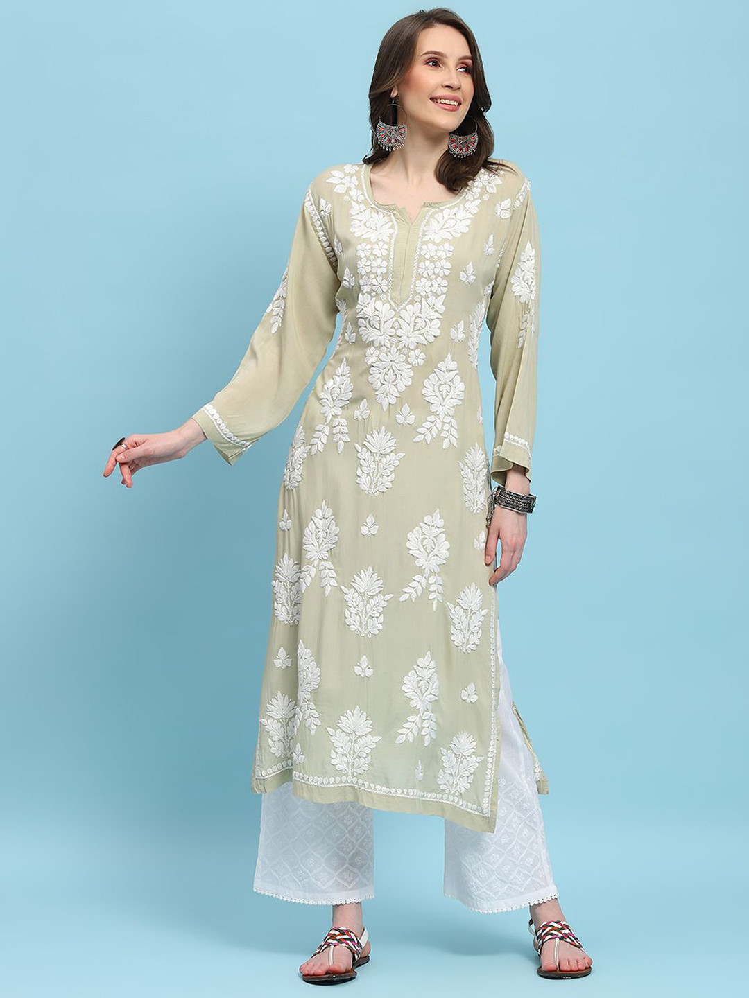 House of Chikankari Floral Embroidered Notch Neck Modal Chikankari Straight Kurta, Green 
House of Chikankari Floral Embroidered Notch Neck Modal Chikankari Straight Kurta, Green
